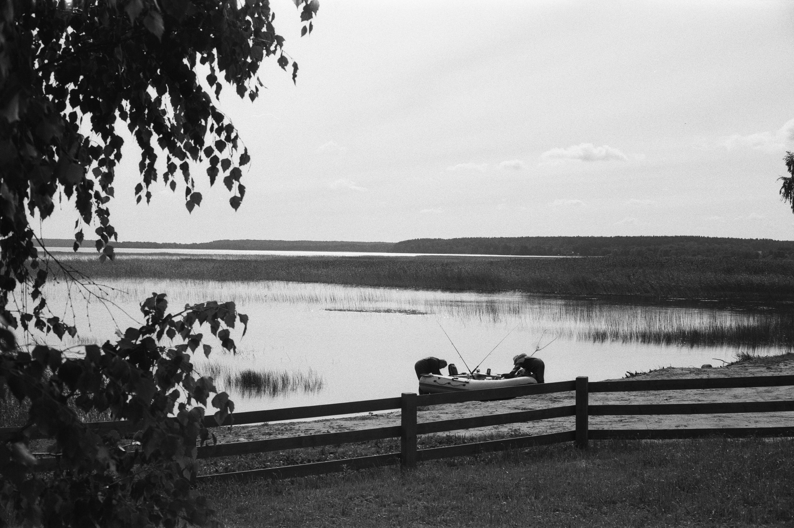 Фотосессия у Дубль дома у озера Отрадное (Приозерск)