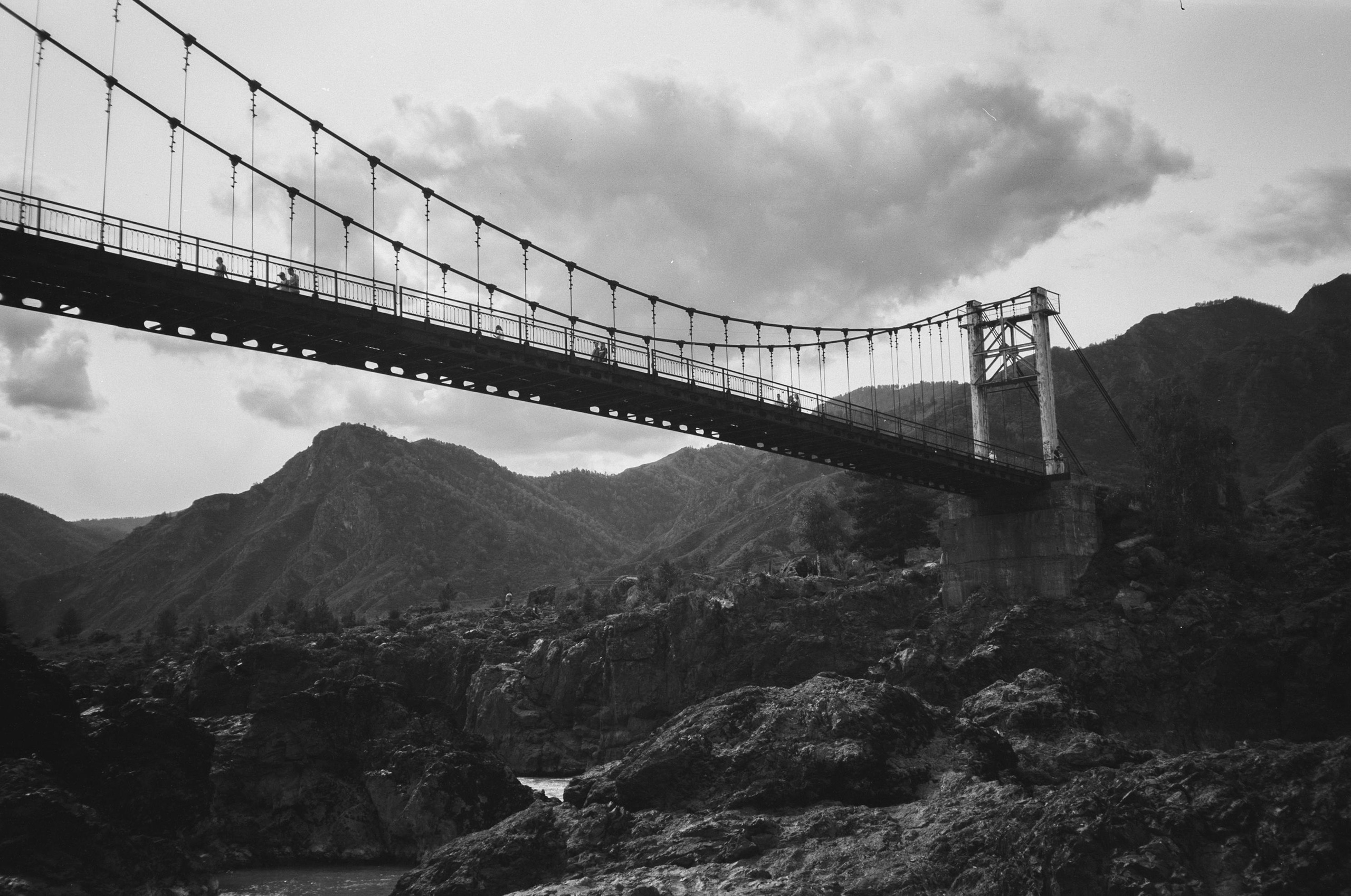 Ороктойский мост на черно-белую пленку