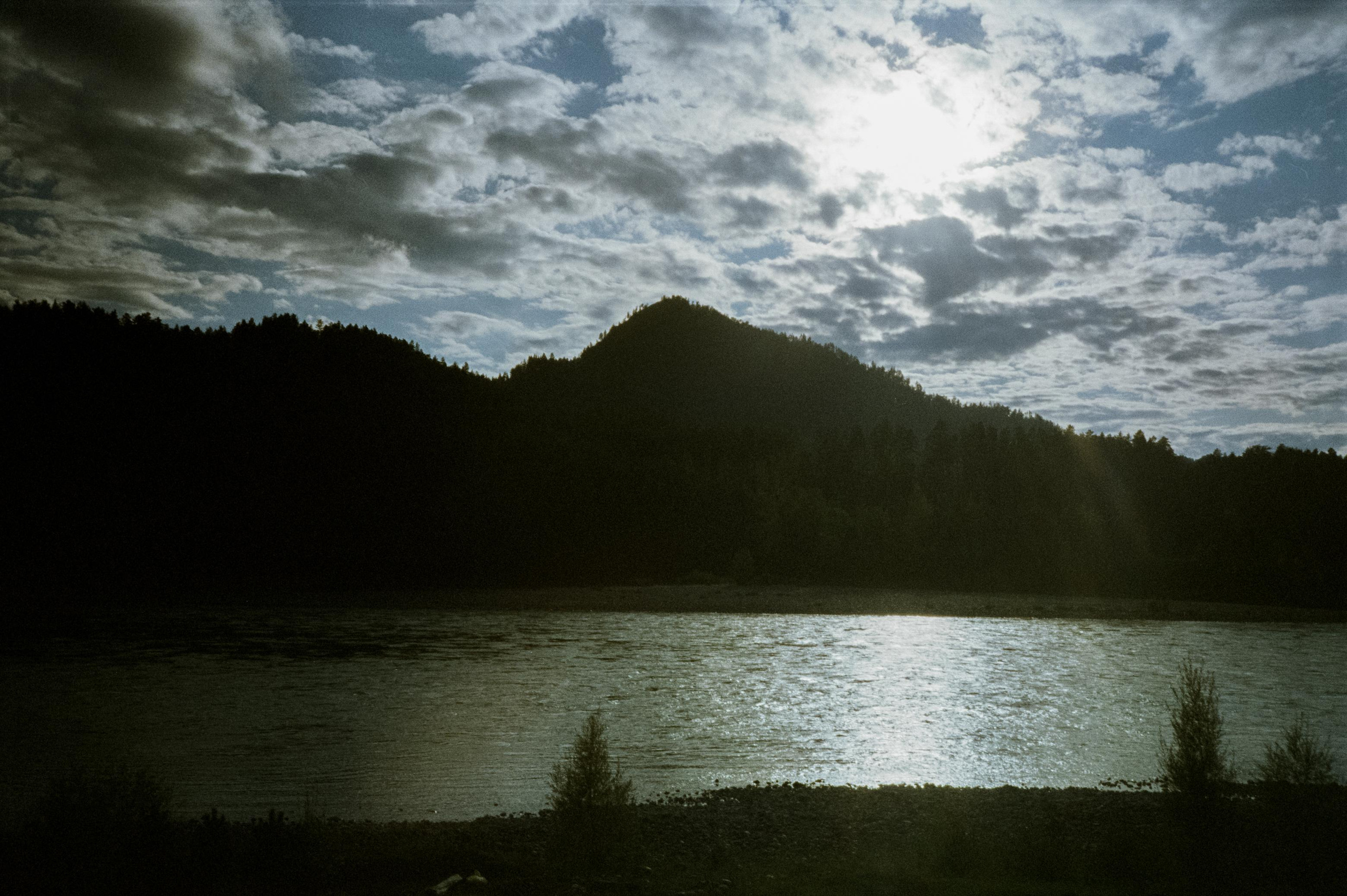 Закаты и восходы на базе Бережок / Fuji Eterna 500T / Revue 35CC