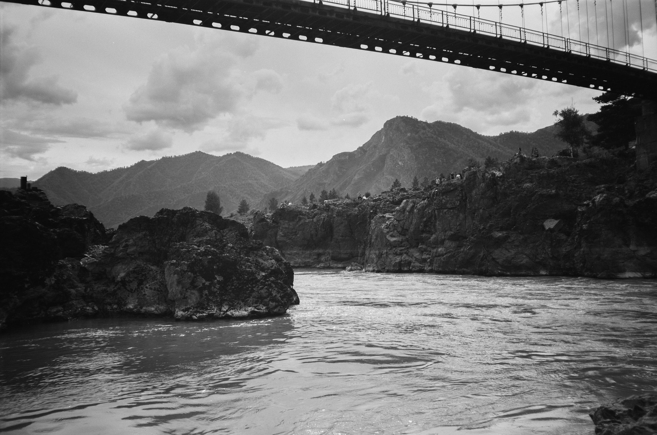 Ороктойский мост на черно-белую пленку