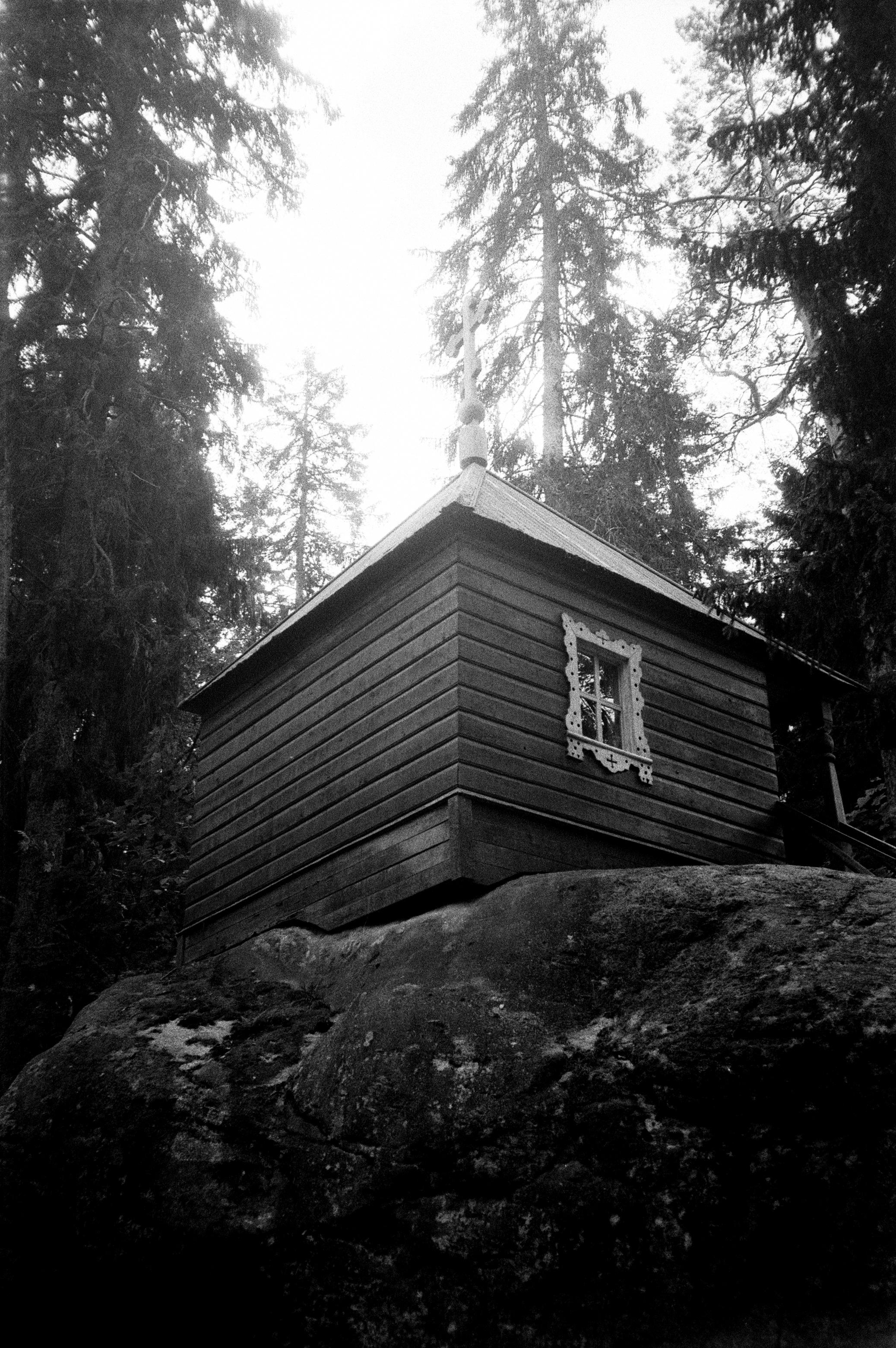 Остров Коневец на черно-белую пленку