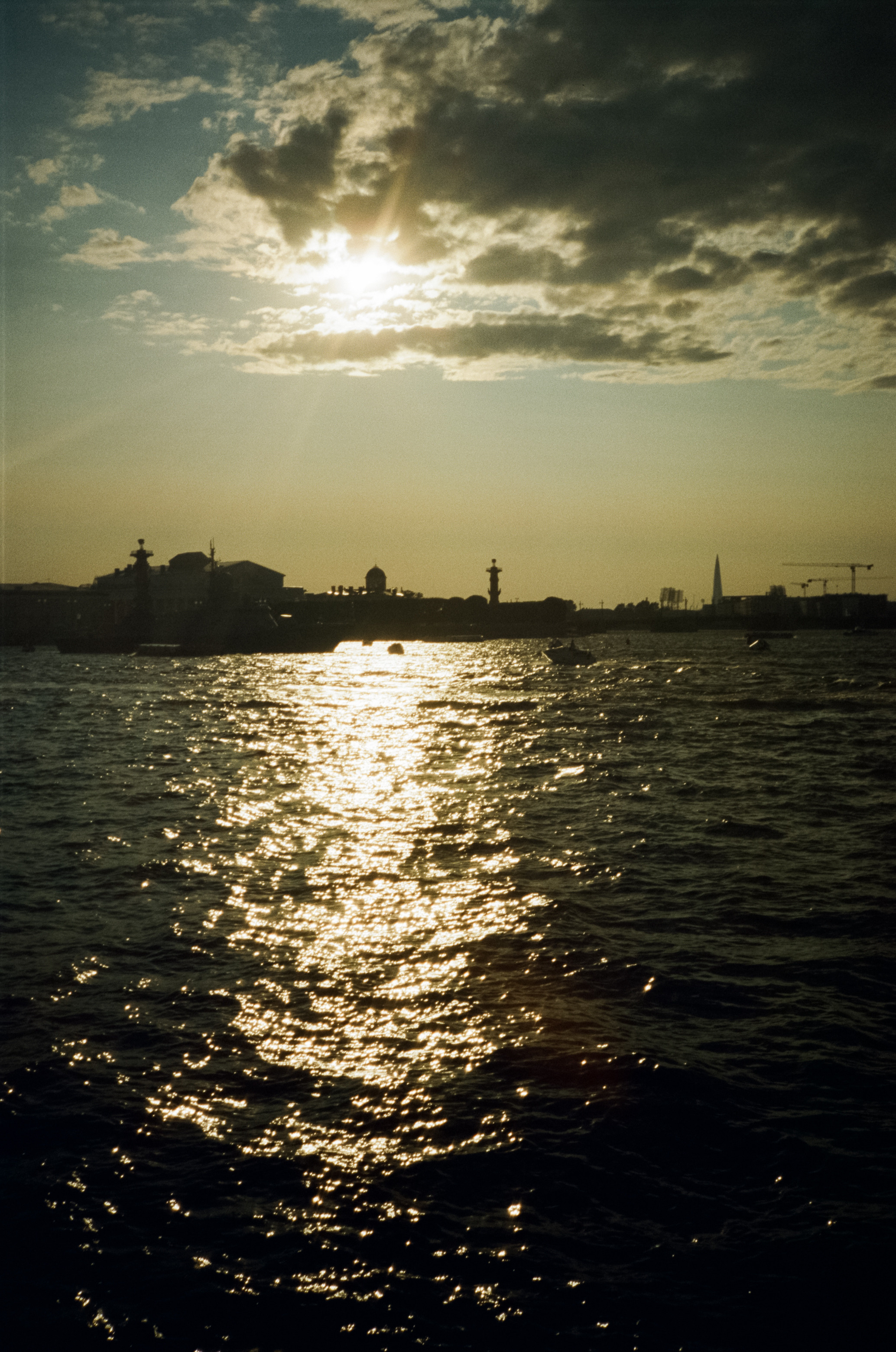 Прогулка по Питеру, набережная, улицы Питера