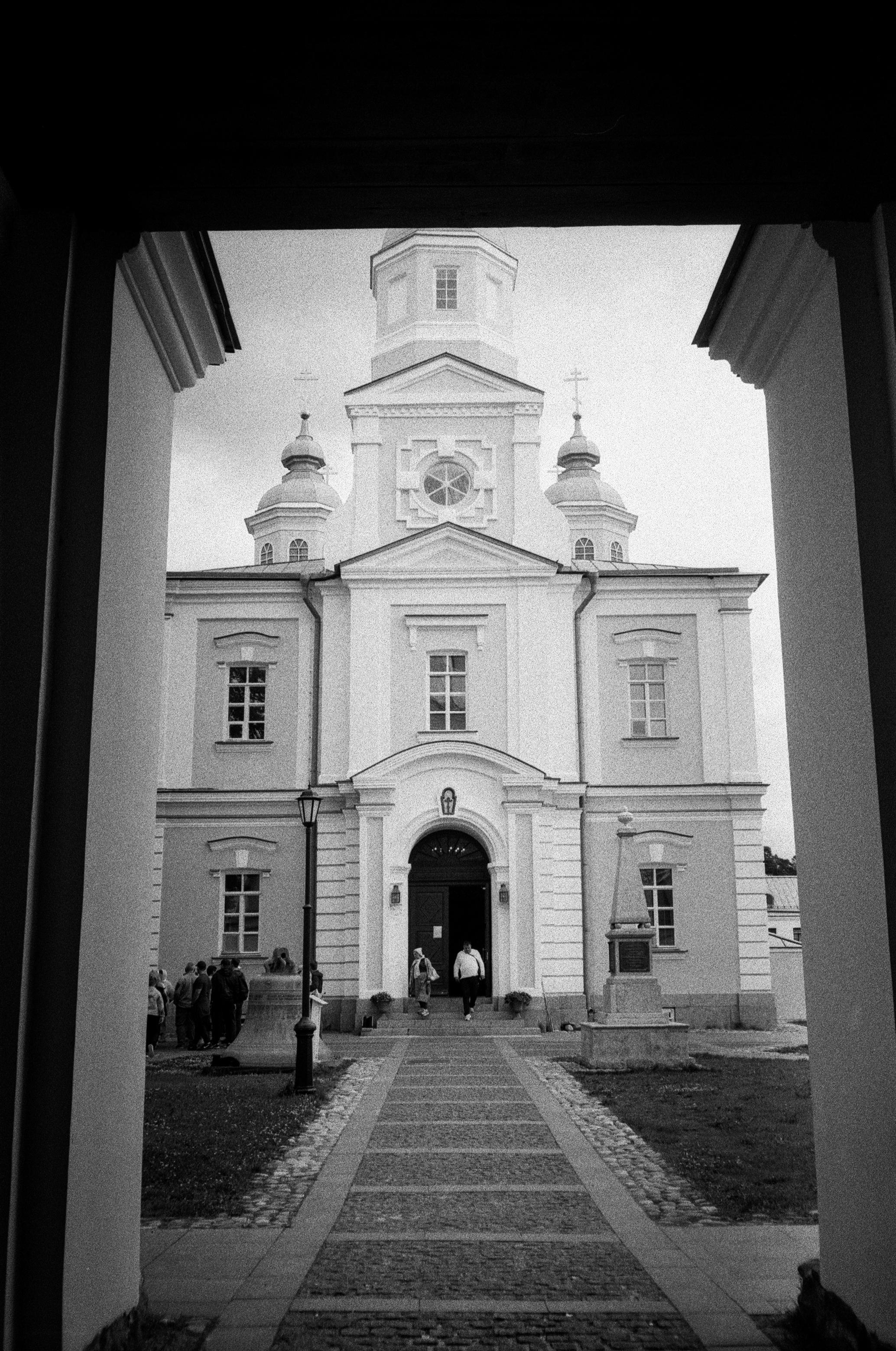 Остров Коневец на черно-белую пленку