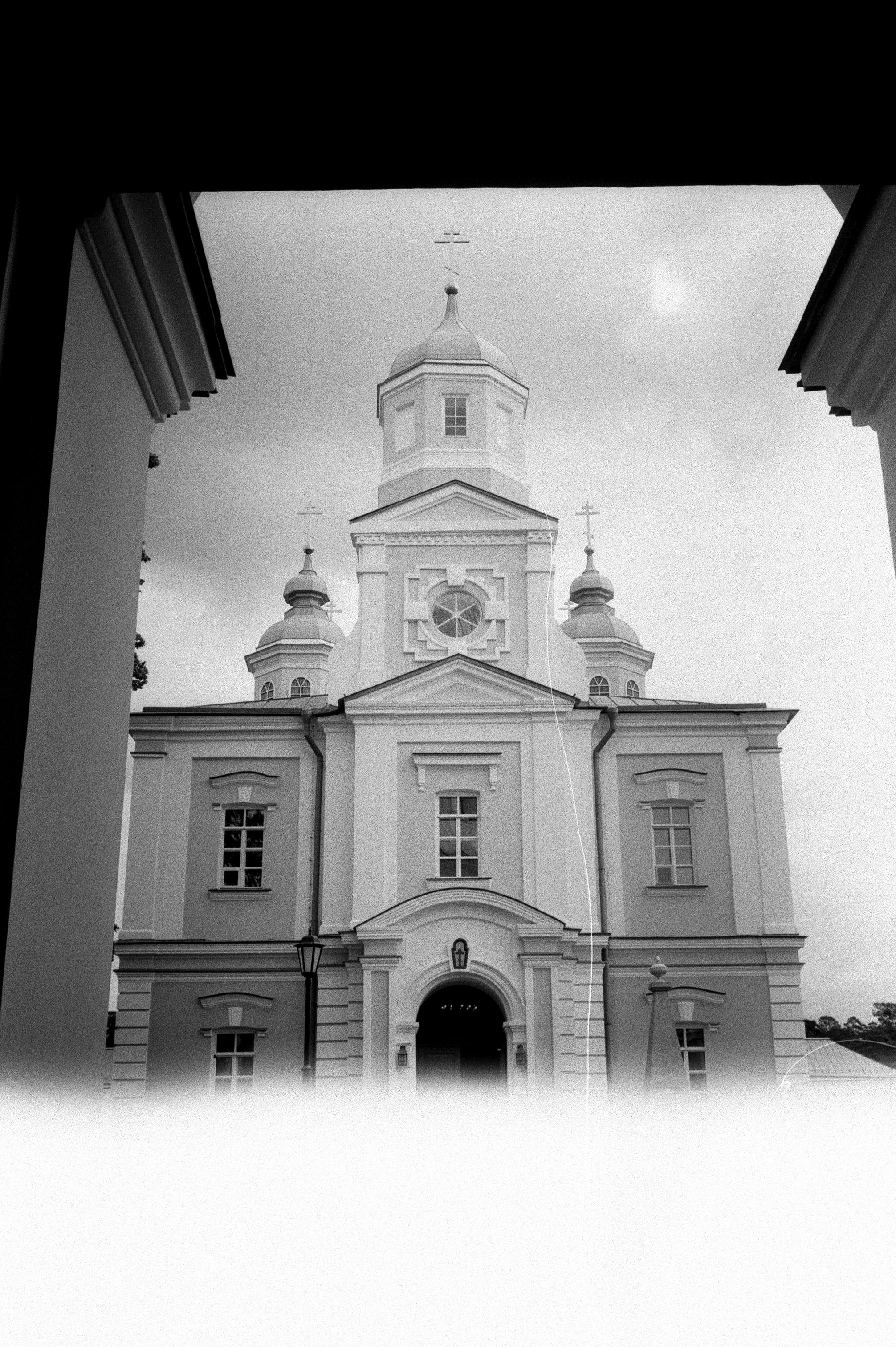 Остров Коневец на черно-белую пленку