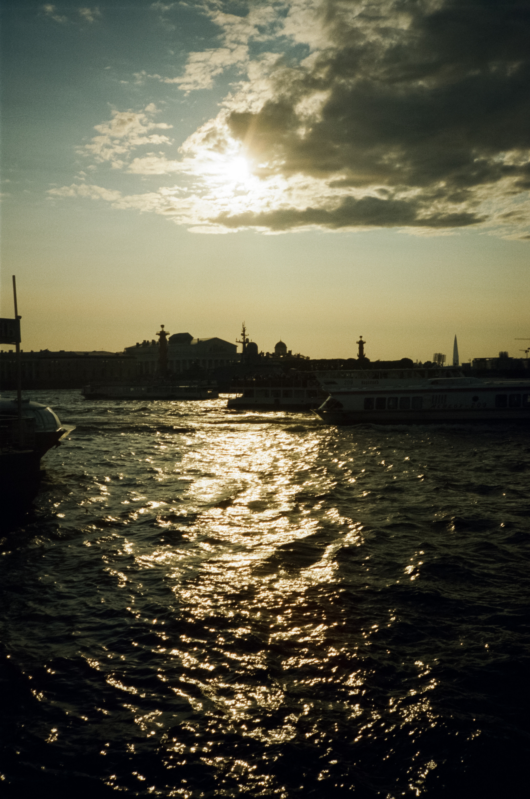 Прогулка по Питеру, набережная, улицы Питера