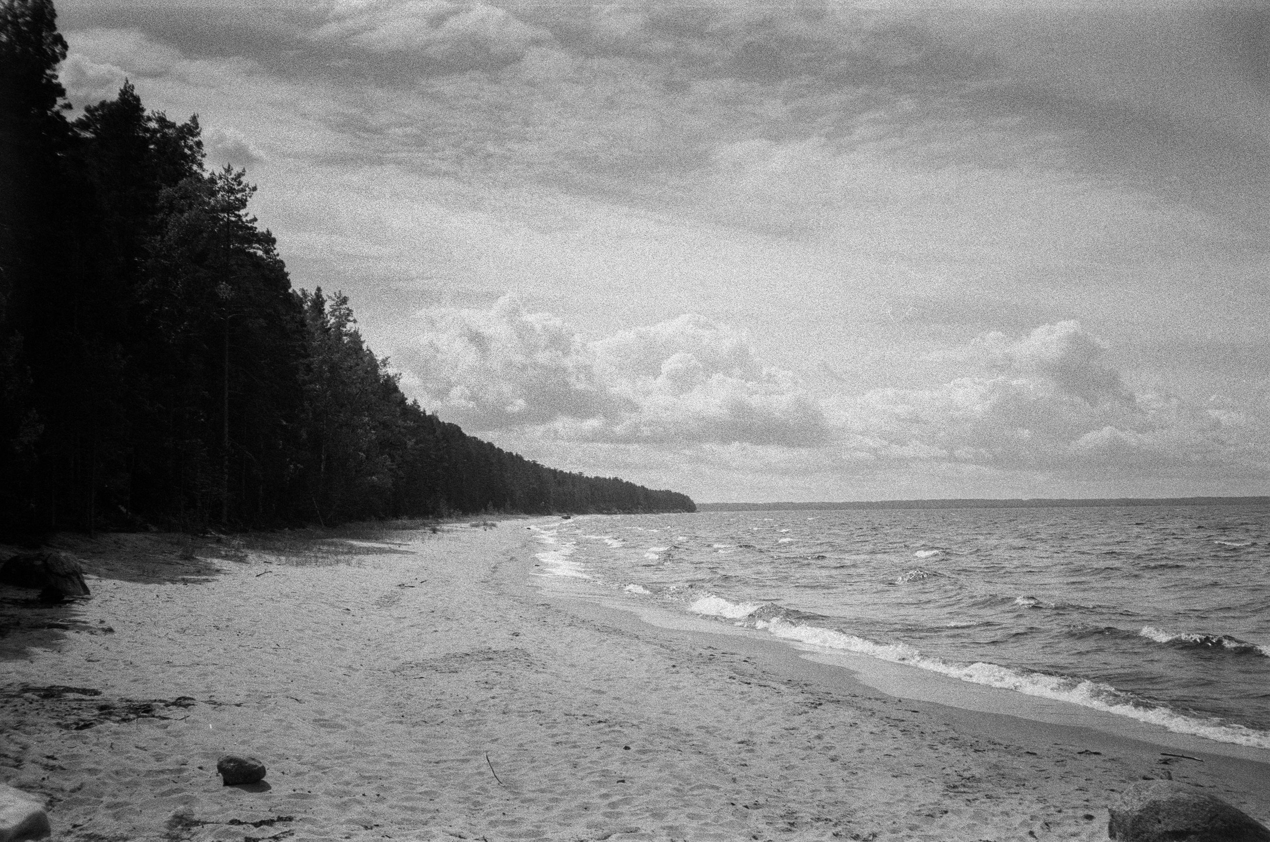 Остров Коневец на черно-белую пленку