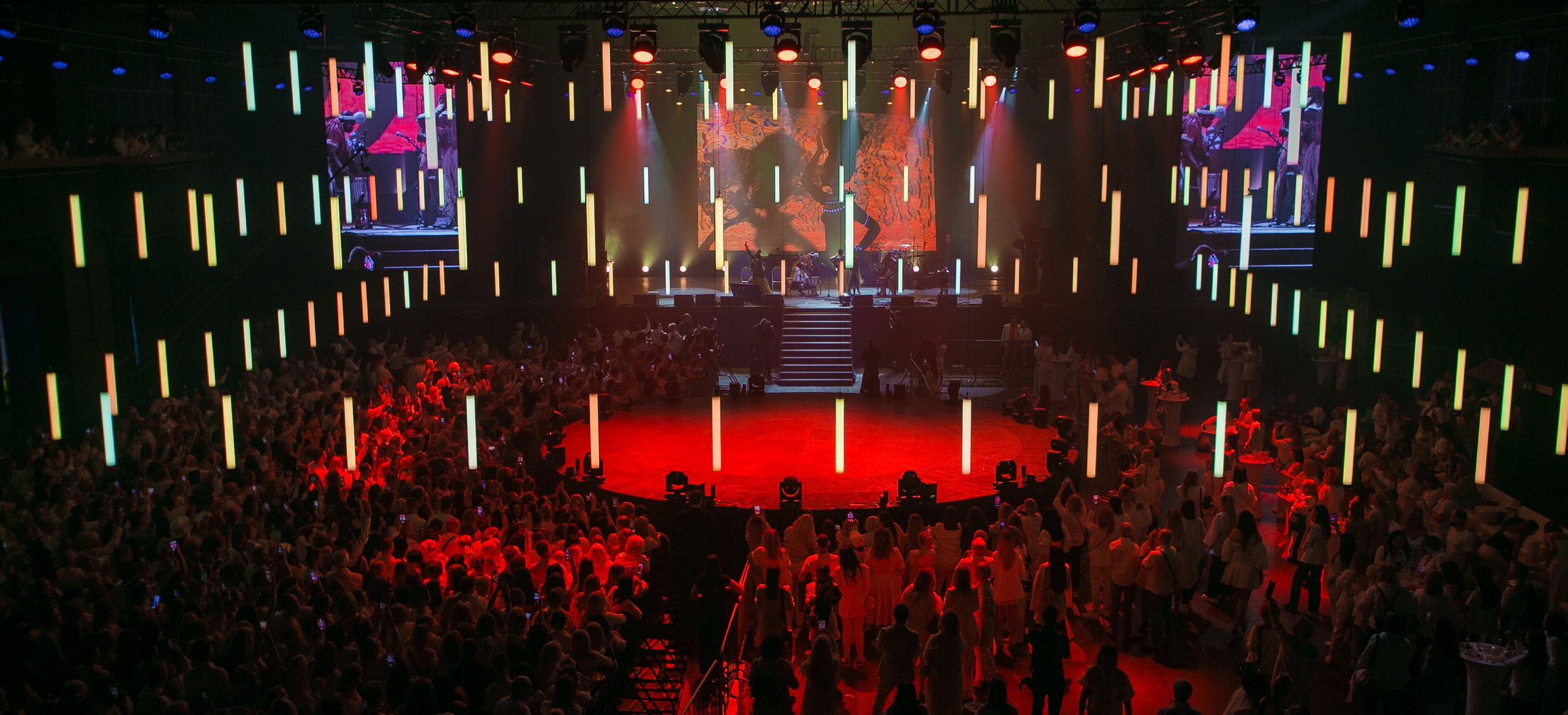 Фотосъемка корпоратива «Ночь парикмахера 2022» для компании CD. Репортажный фотограф Борис Геер