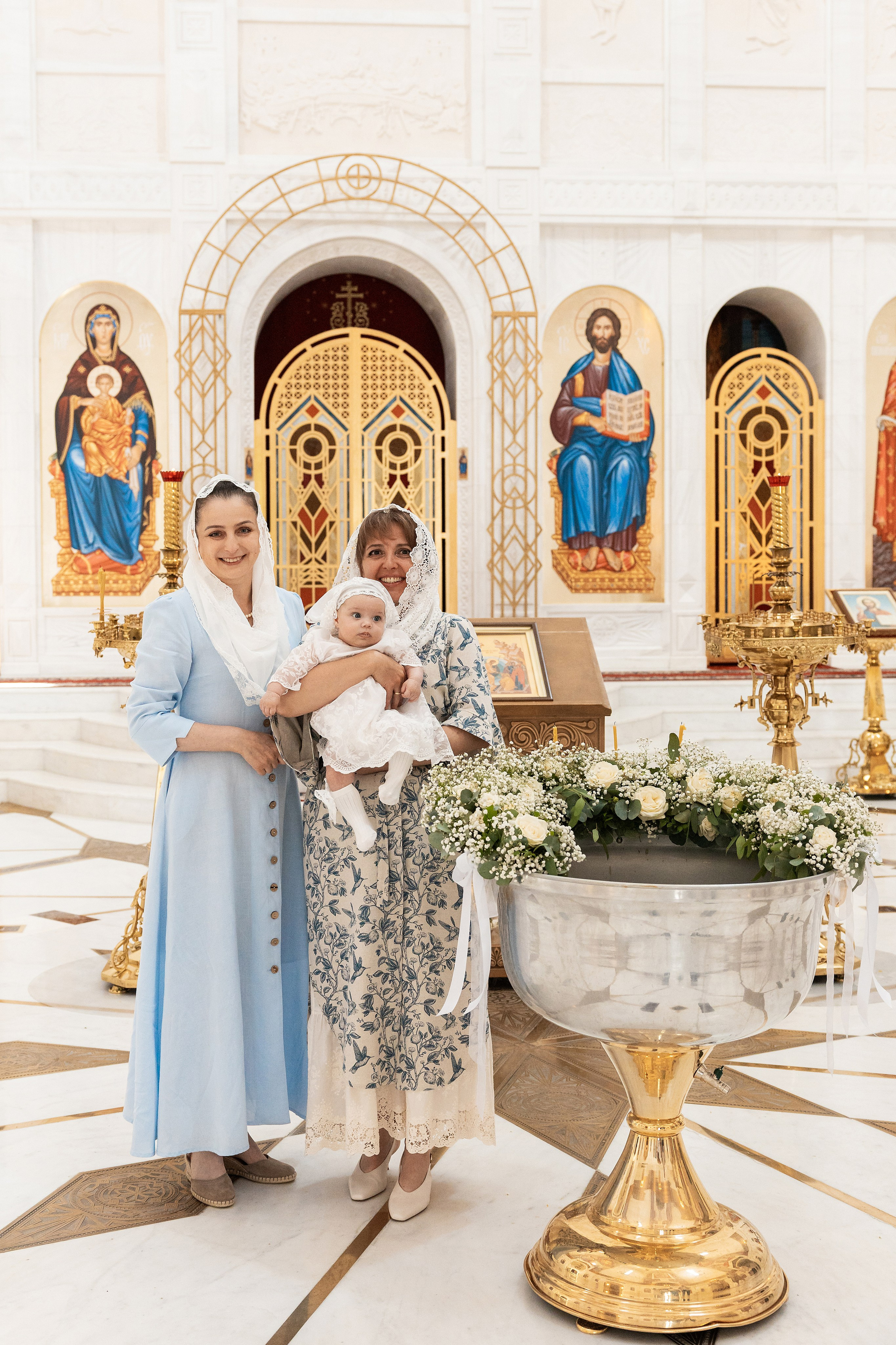 Крещение Веры. Фотограф Крещение, Выписка москва