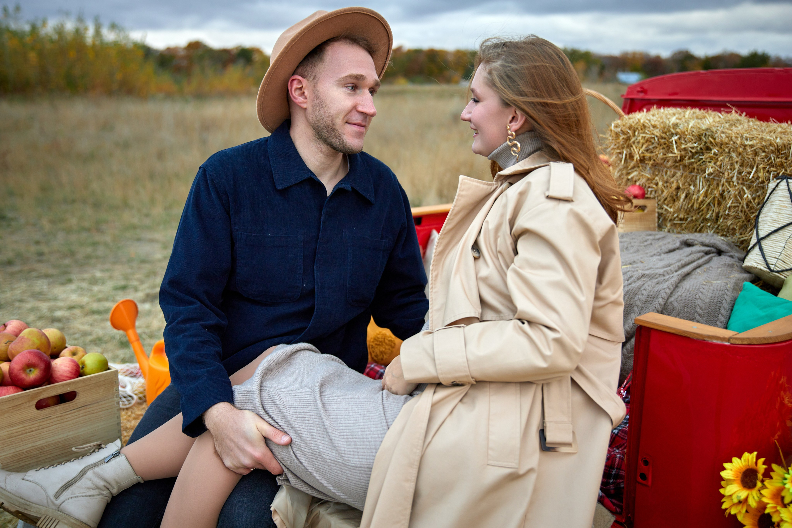 Осенняя с машиной. Фотограф в Самаре Анастасия Афанасьева