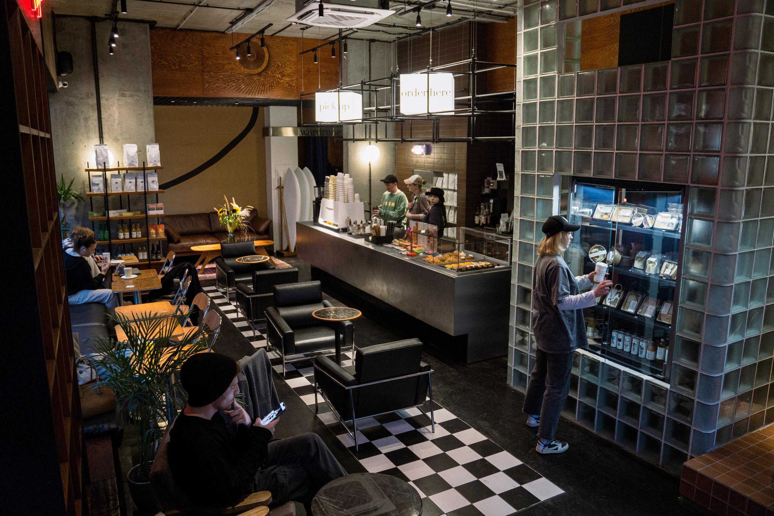 Surf coffee X Sunday. Фотограф