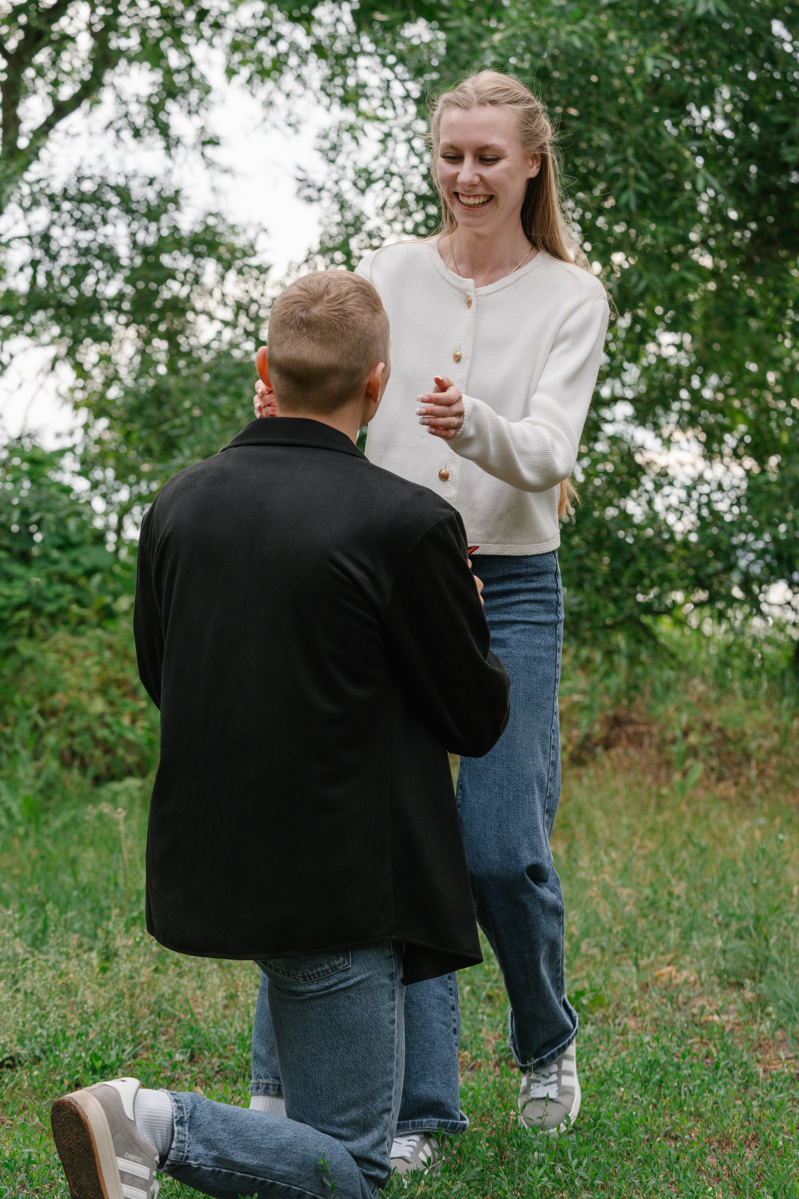 Елизавета и Виктор. Предметный фотограф Элеонора Грин | Профессиональная фотосъемка товаров в Воронеже