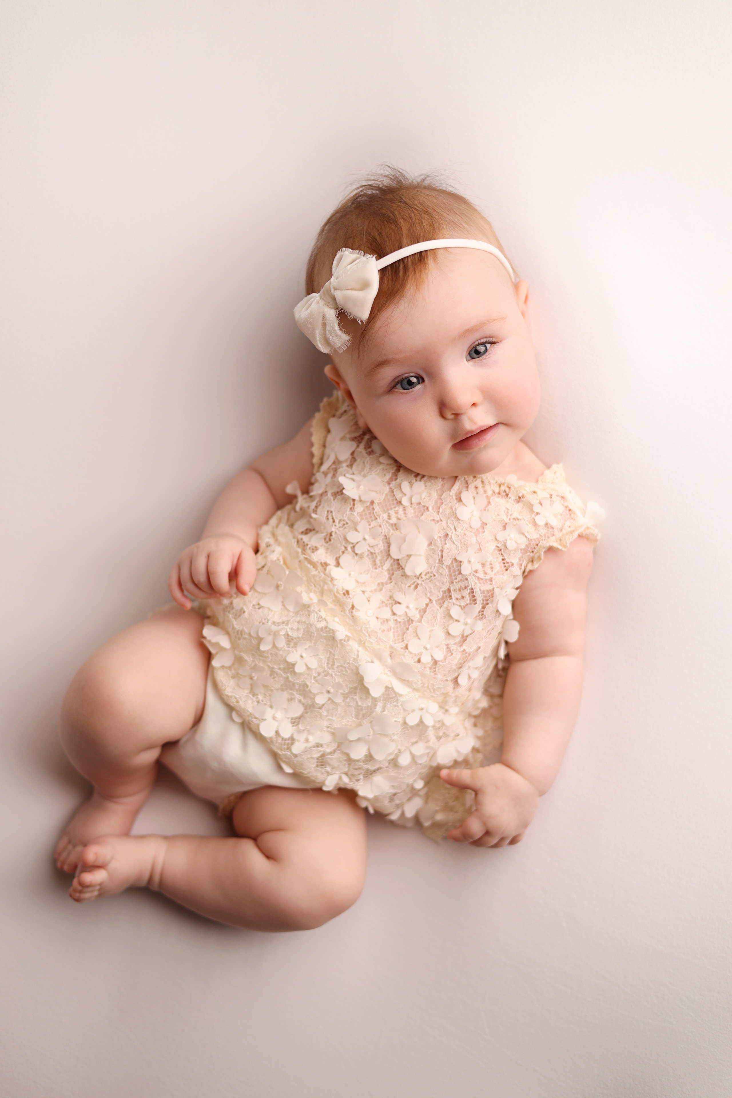 Алане 6 месяцев. Фотограф новорожденных Москва. Ньюборн фотограф Москва