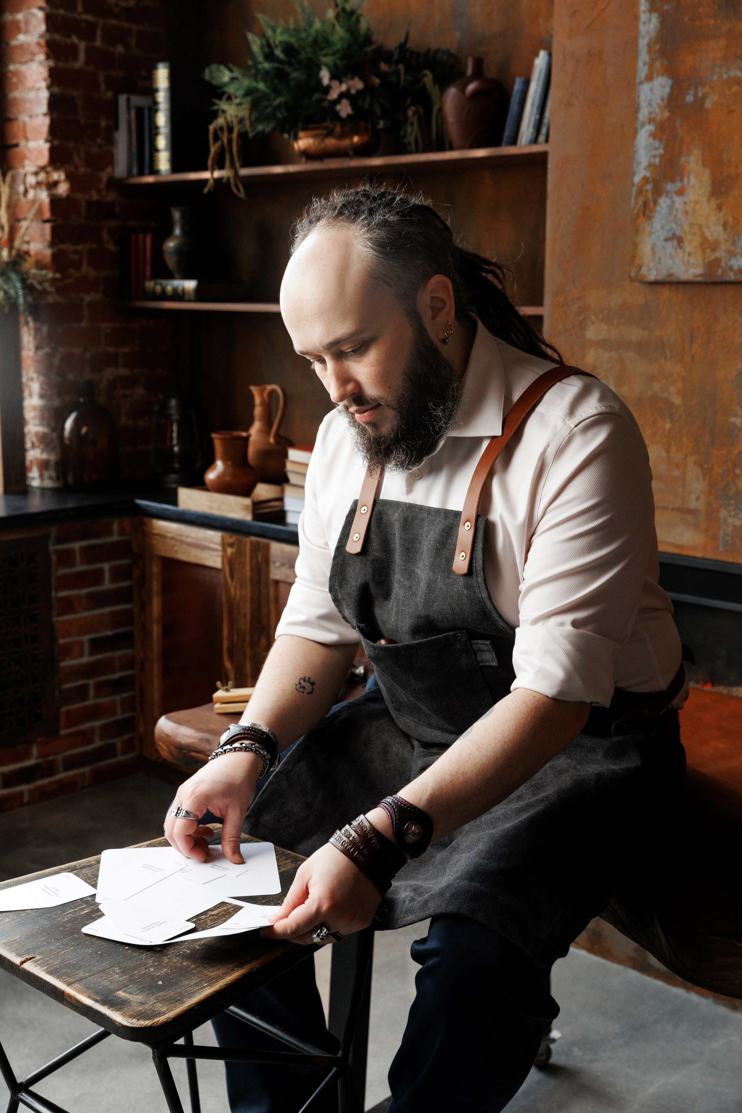 Андрей мастер по работе с кожей. Фотограф Щелково/ Москва Татьяна Жучкова