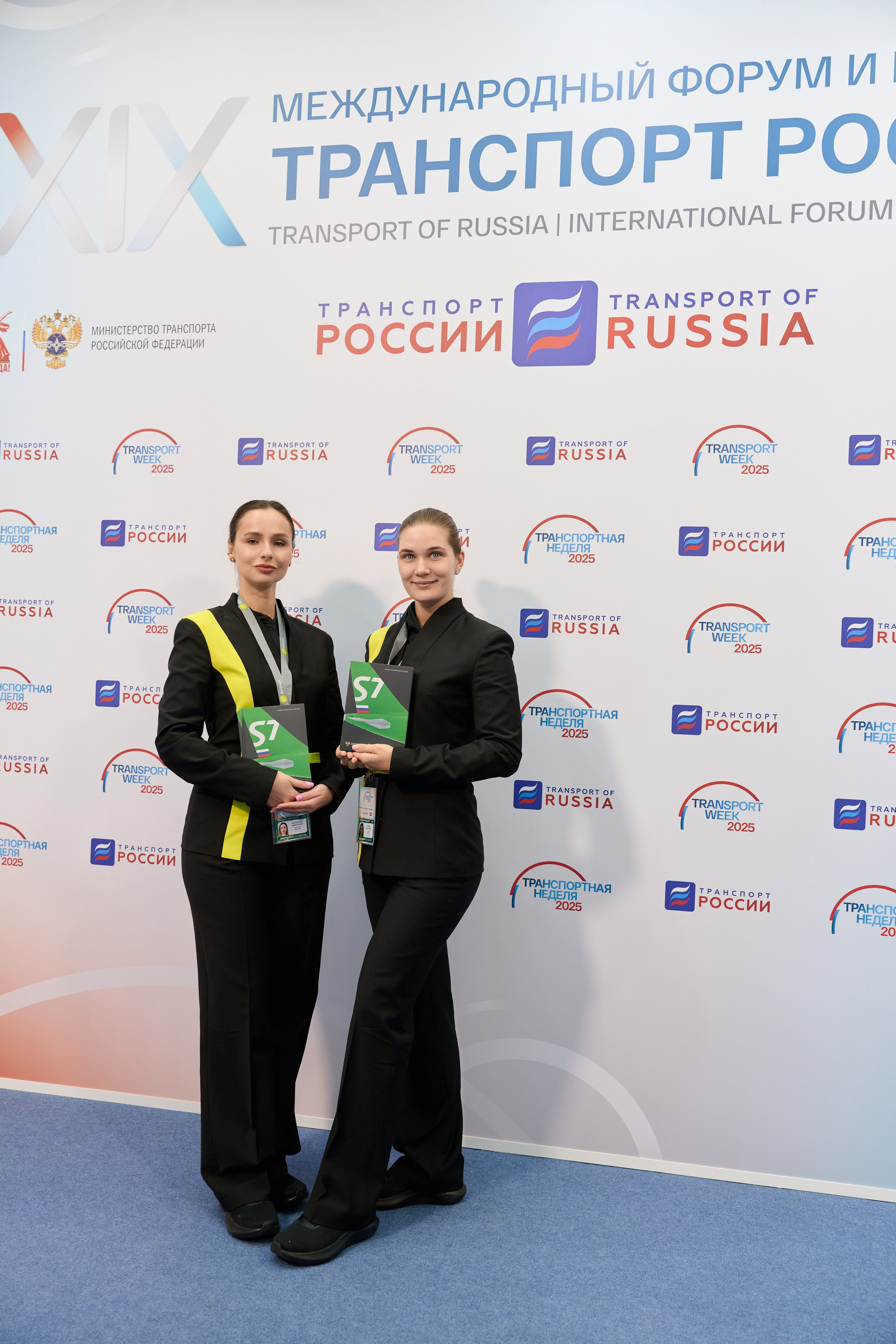 19 Международный форум и выставка Транспорт России. Сергей Богомолов. Свадебный и семейный фотограф