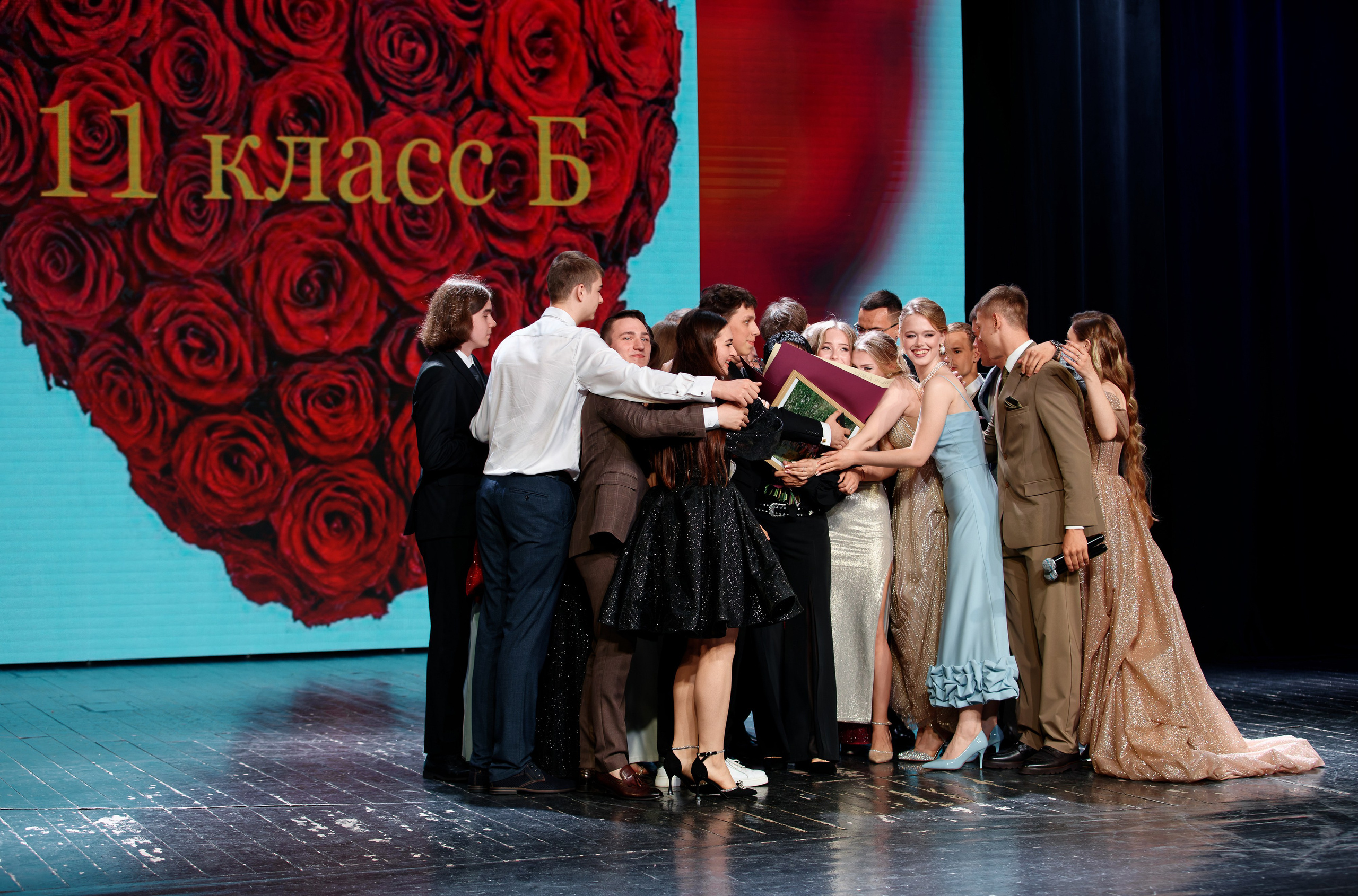 Выпускной школы 56 11Б. Семейный фотограф — Макс Белогрудов