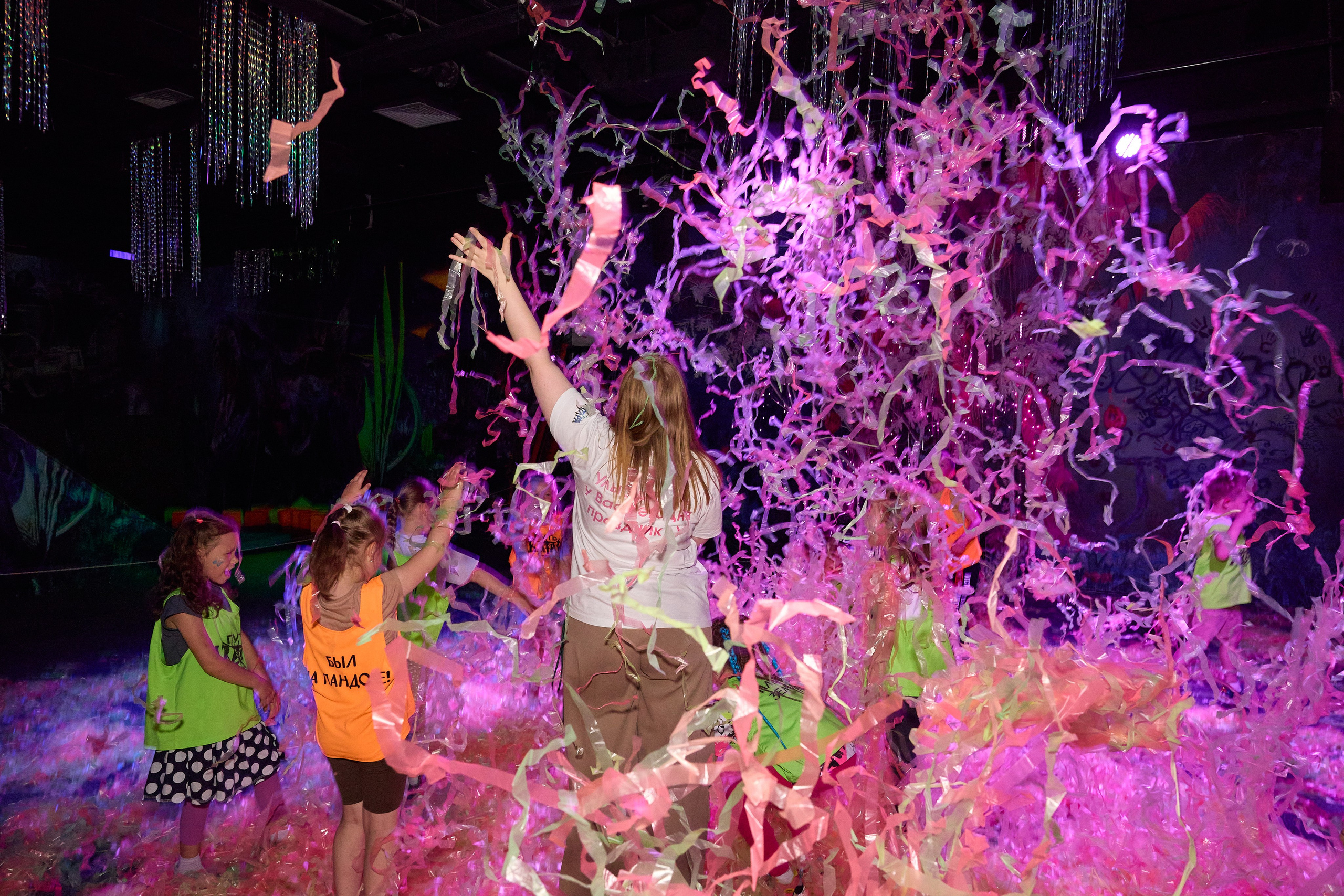 Фотосъёмка квестов и квест-шоу. Предметный и репортажный фотограф Алексей Кротов