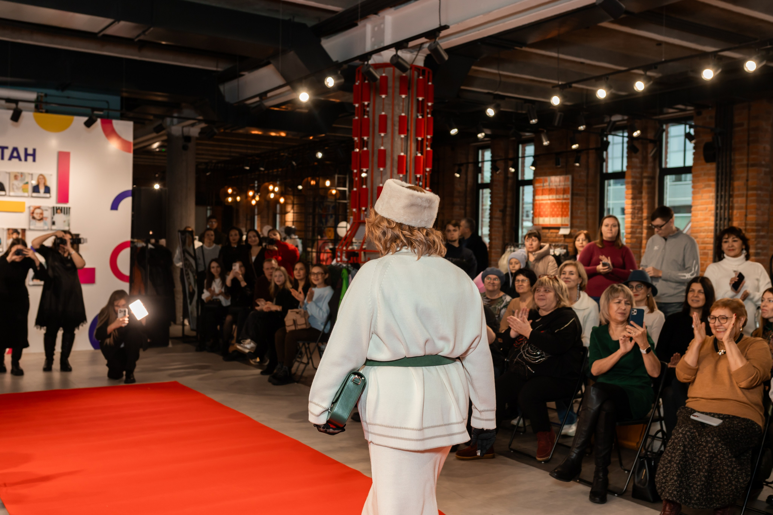 Показ проекта Super woman. Марина Шаймухаметова. Фотограф в Уфе