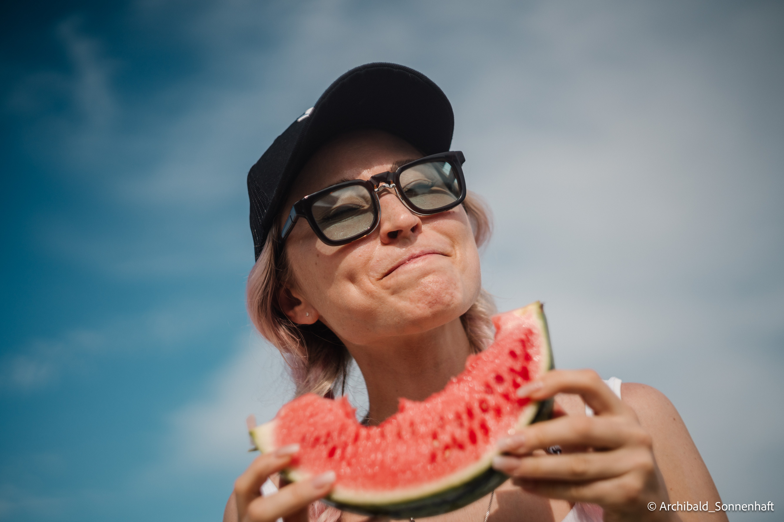 Dongchong. Photographer in Guangzhou, China. Archibald Sonnenhaft