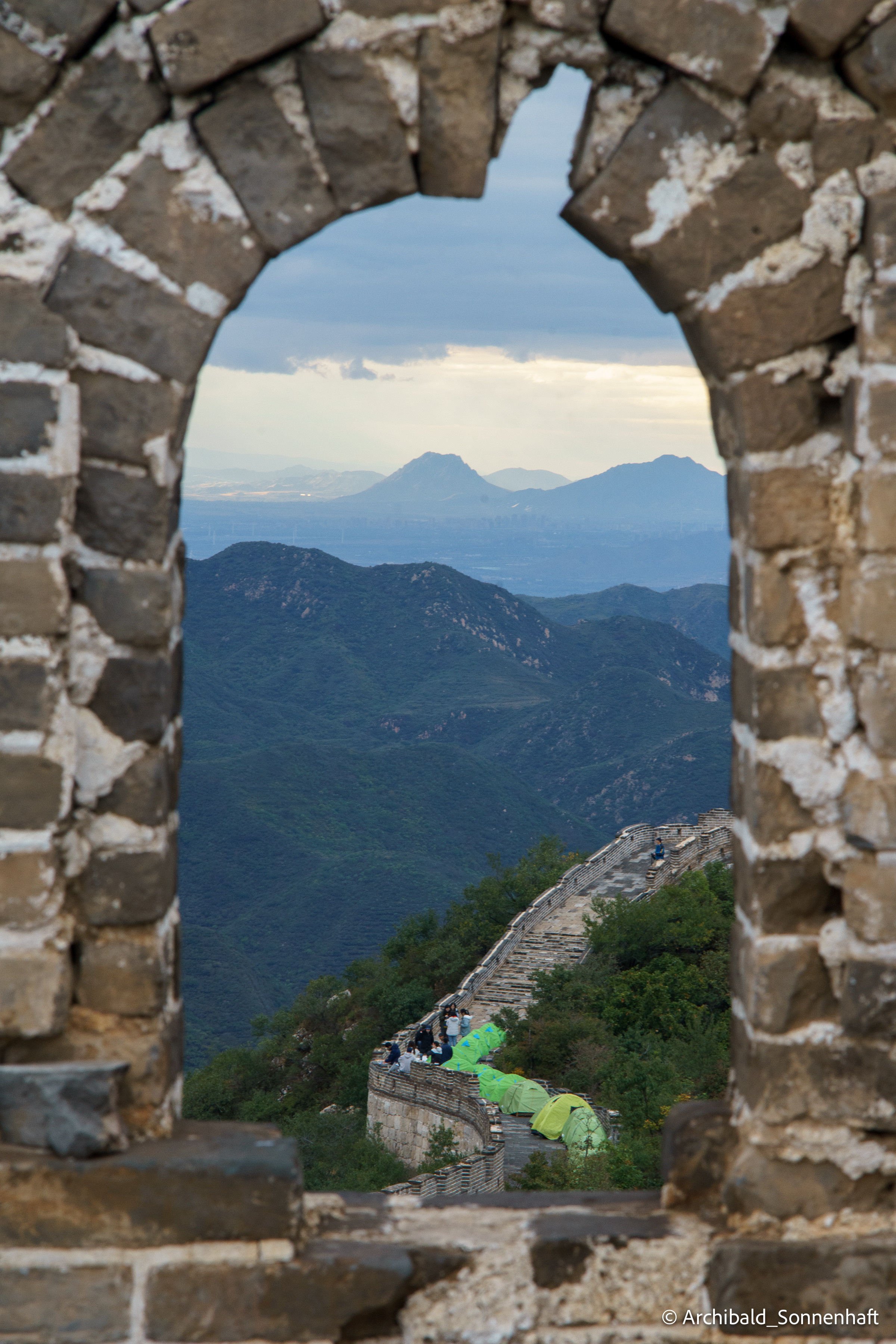 🇨🇳 长城, 北京 (Chinese wall, Beijing), 2019.10. Photographer in Guangzhou, China. Archibald Sonnenhaft