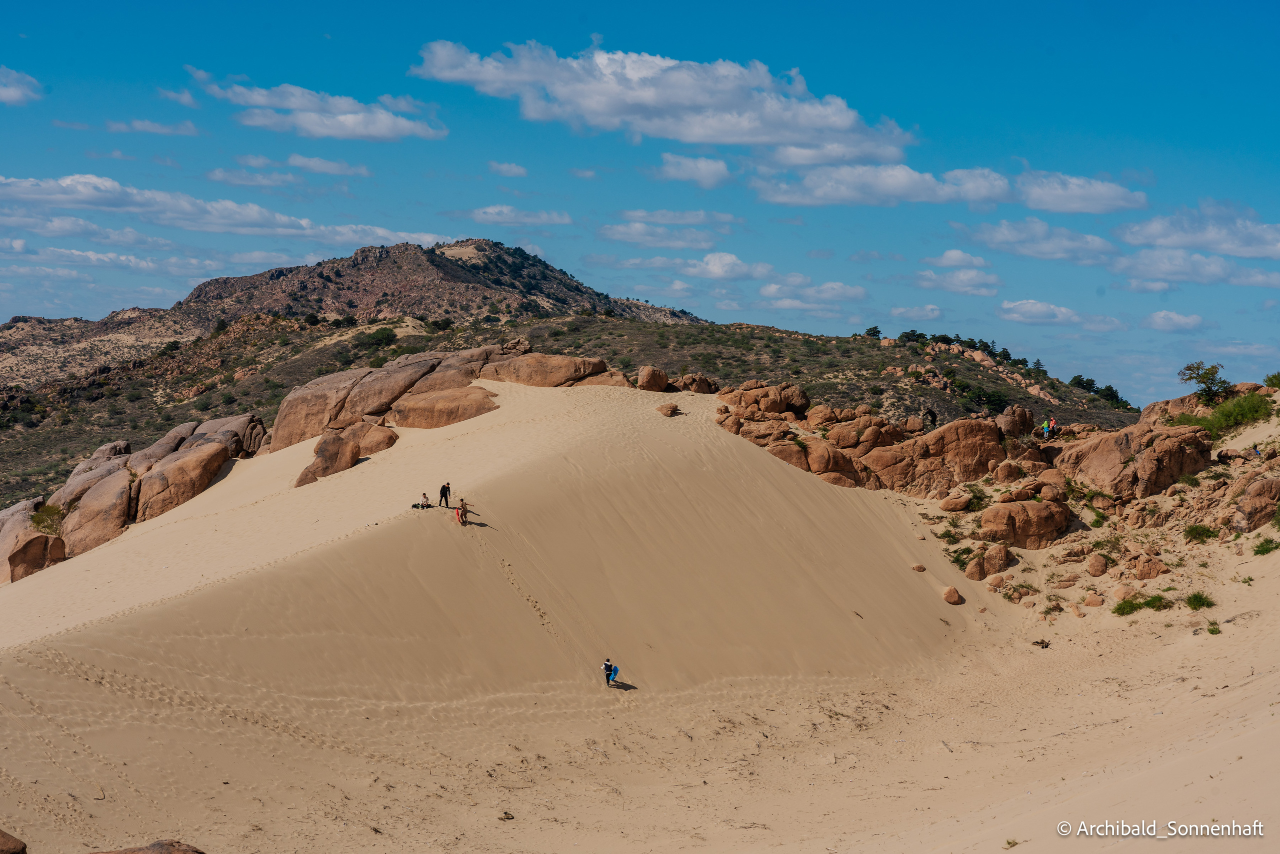 Inner Mongolia, Yulongsha. Photographer in Guangzhou, China. Archibald Sonnenhaft