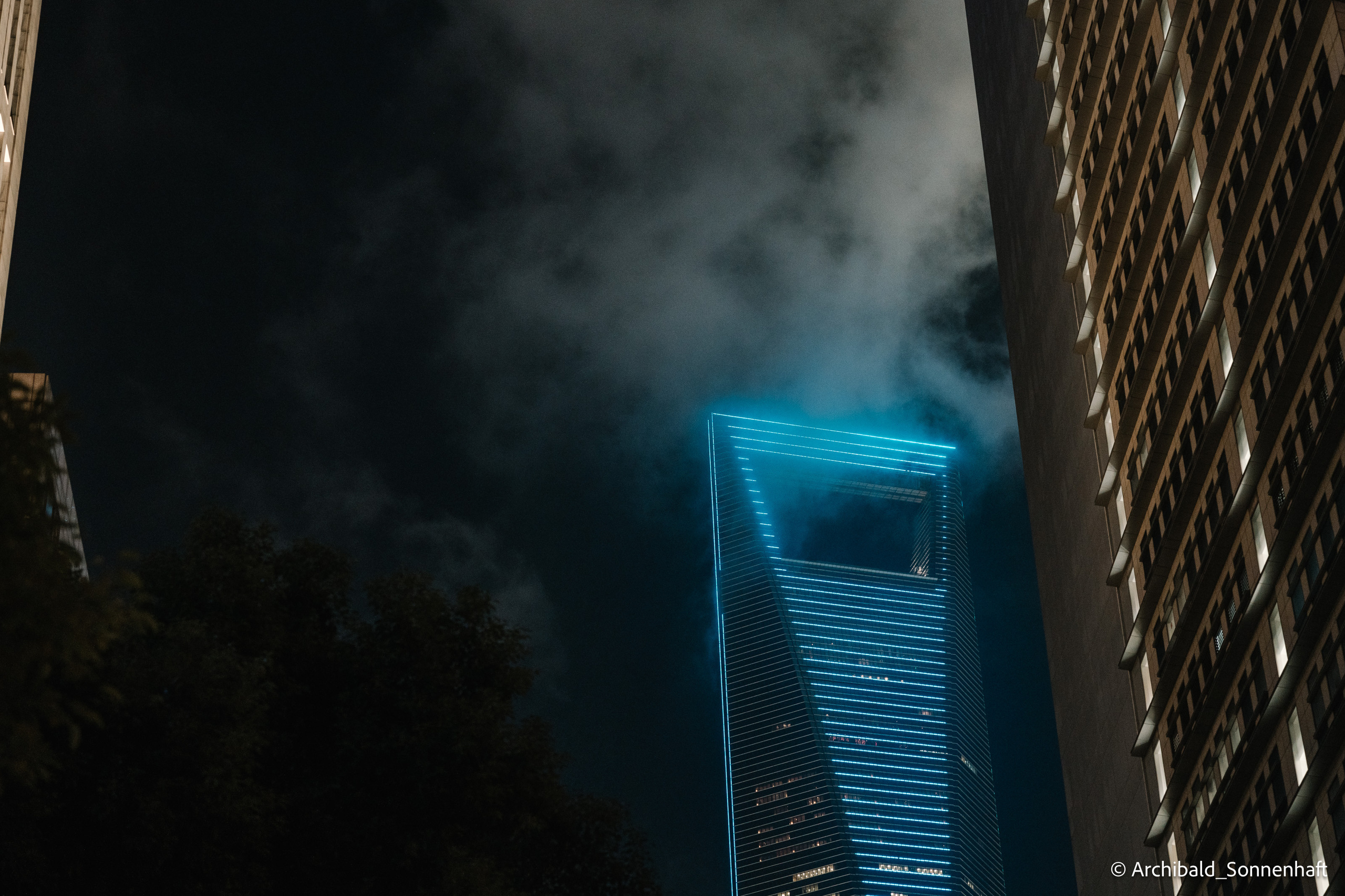 One day in Shanghai. Photographer in Guangzhou, China. Archibald Sonnenhaft