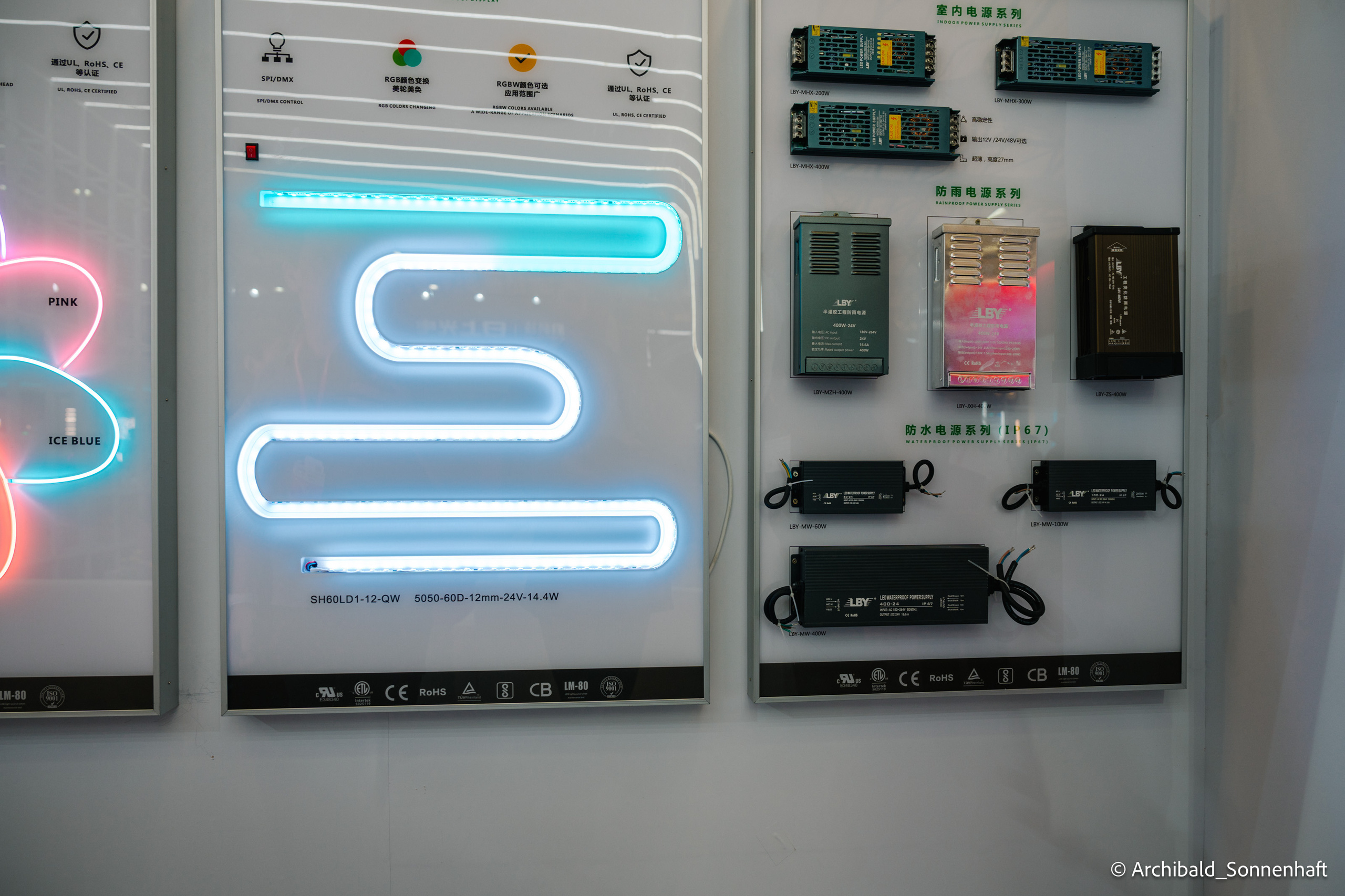 One day in Shanghai. Photographer in Guangzhou, China. Archibald Sonnenhaft