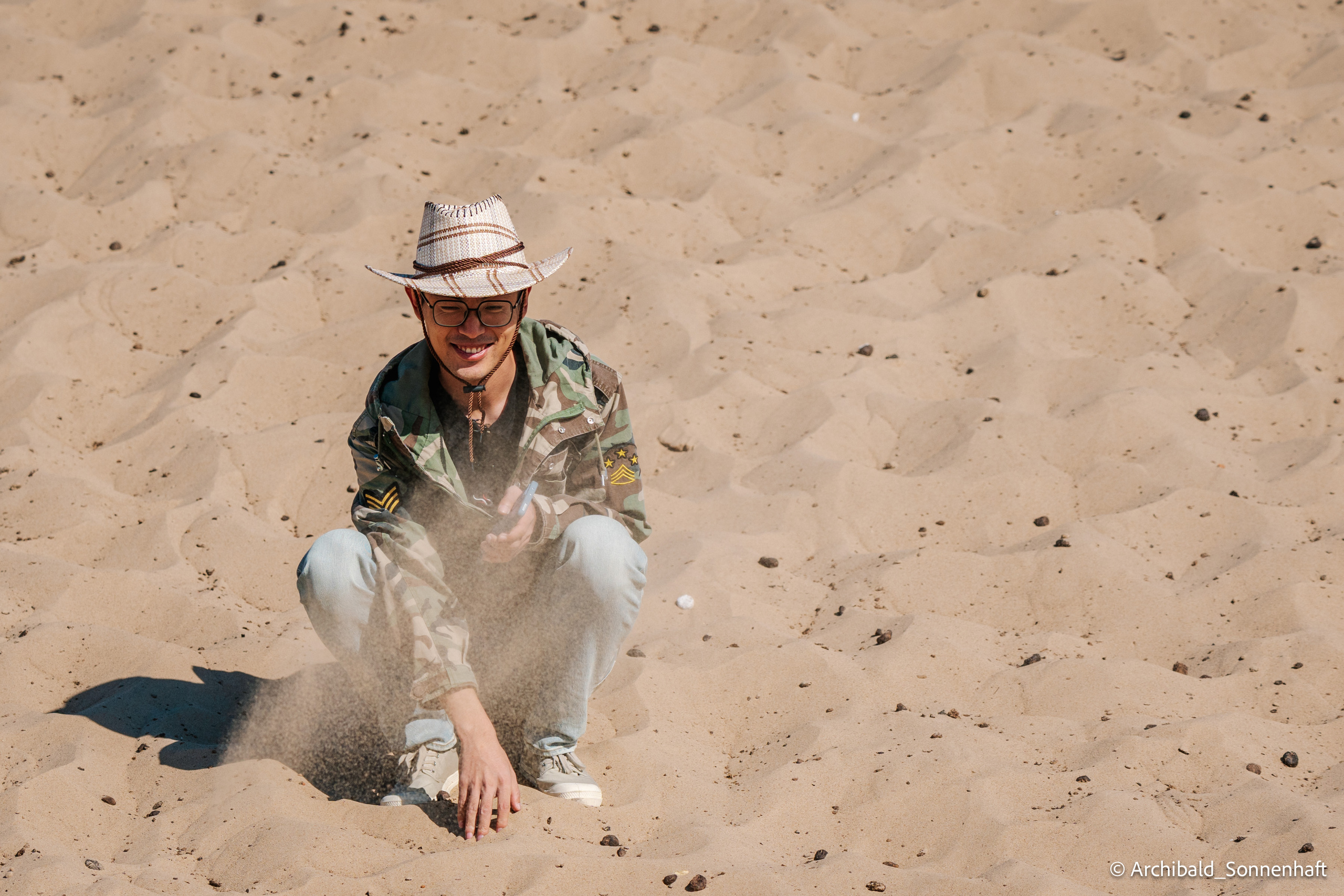 Inner Mongolia, Yulongsha. Photographer in Guangzhou, China. Archibald Sonnenhaft