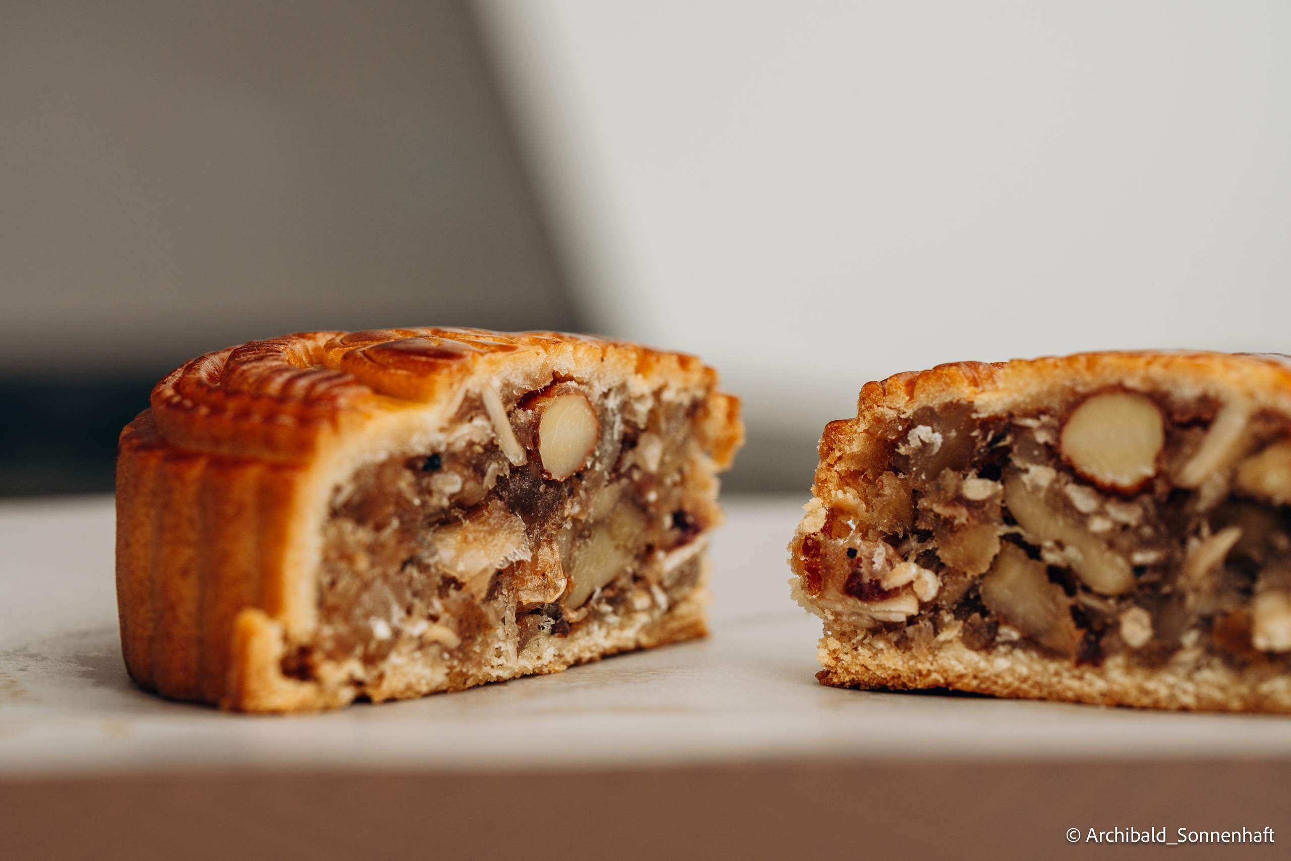 Yuebing day. Photographer in Guangzhou, China. Archibald Sonnenhaft