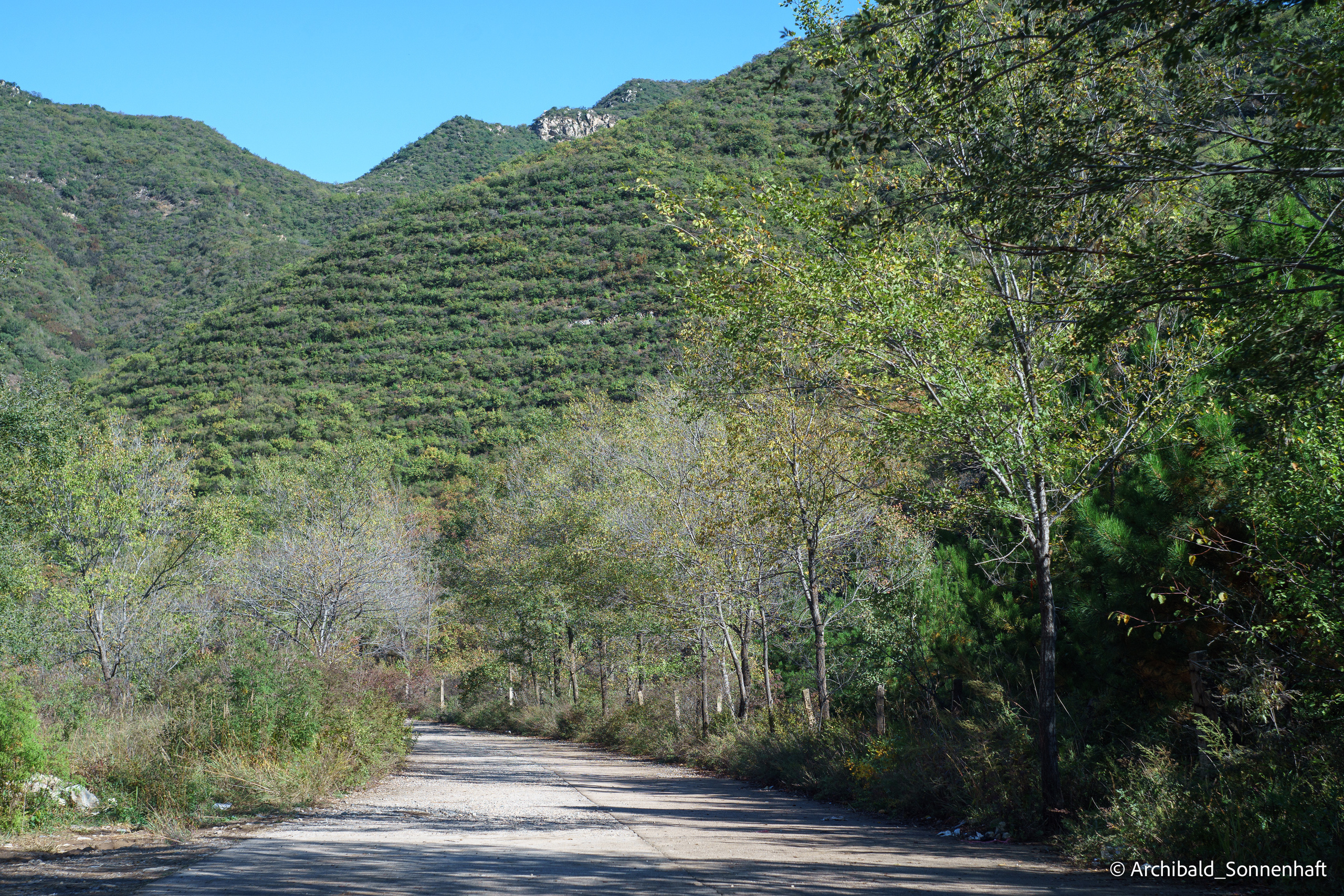 🇨🇳 长城, 北京 (Chinese wall, Beijing), 2019.10. Photographer in Guangzhou, China. Archibald Sonnenhaft