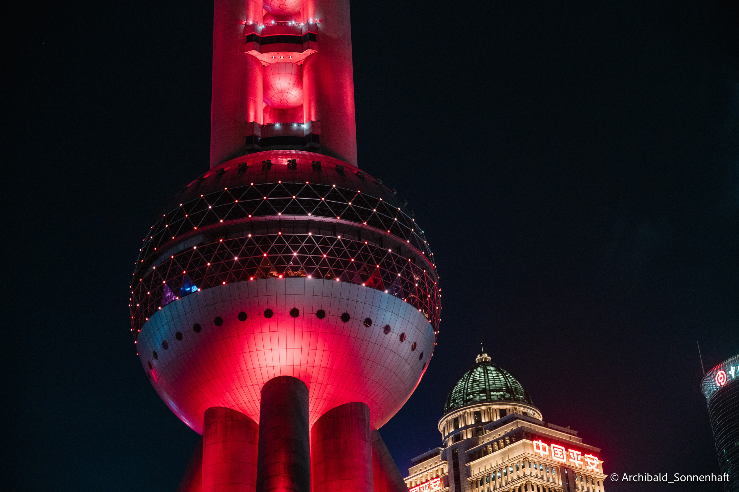 One day in Shanghai. Photographer in Guangzhou, China. Archibald Sonnenhaft