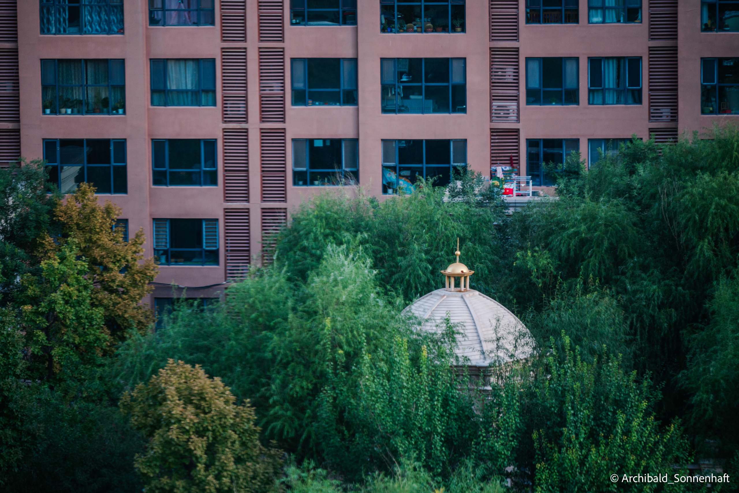 Inner Mongolia, Yulongsha. Photographer in Guangzhou, China. Archibald Sonnenhaft