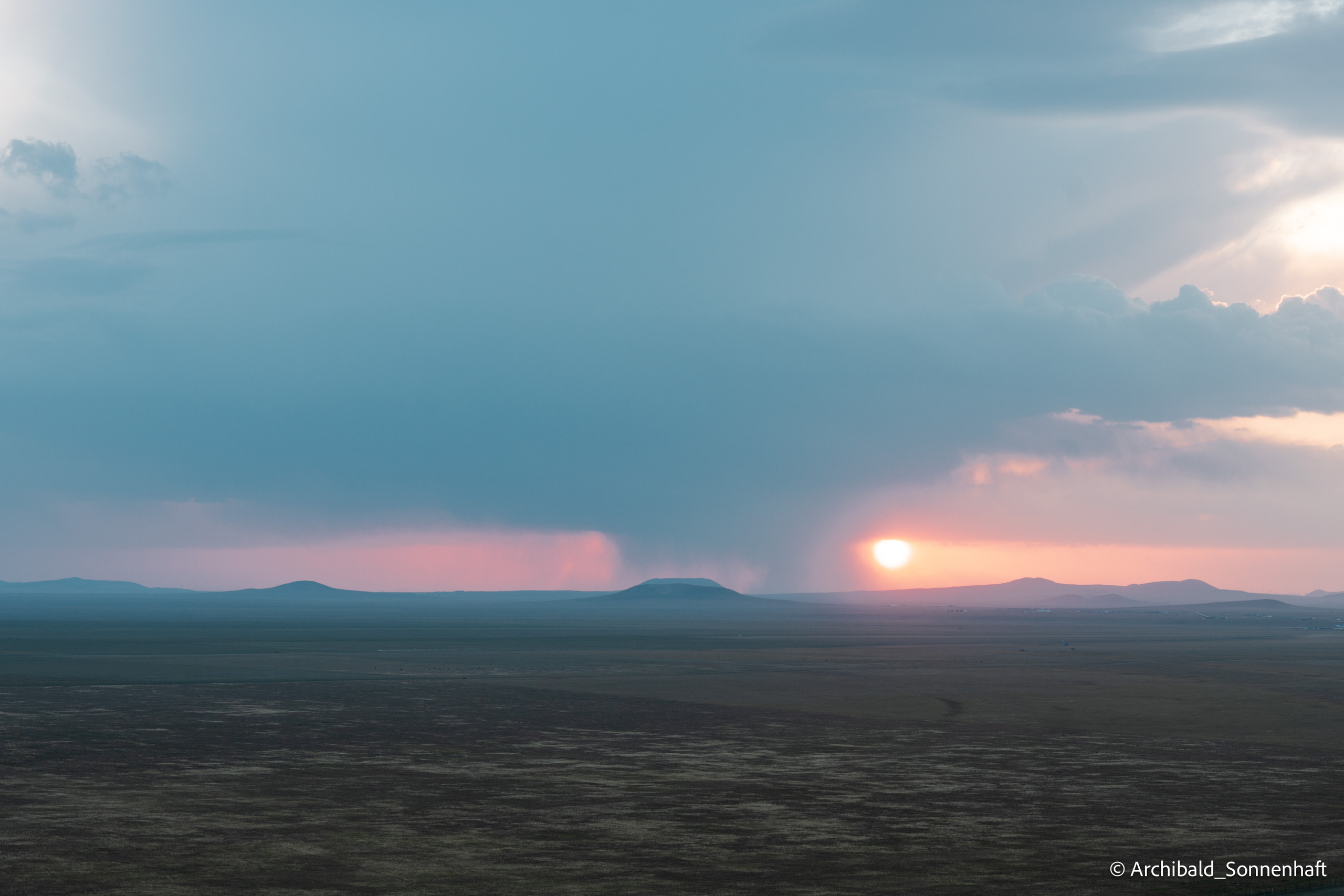 Inner Mongolia. Photographer in Guangzhou, China. Archibald Sonnenhaft