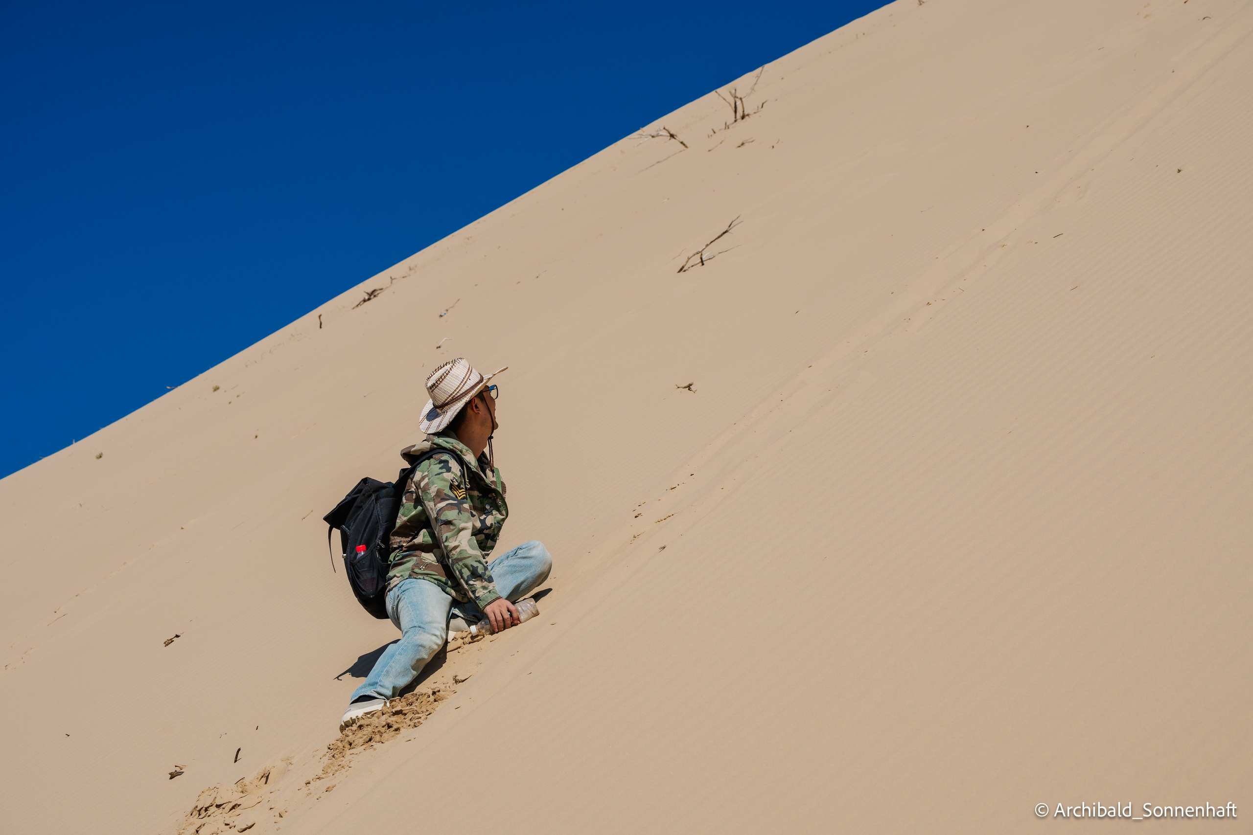 Inner Mongolia, Yulongsha. Photographer in Guangzhou, China. Archibald Sonnenhaft