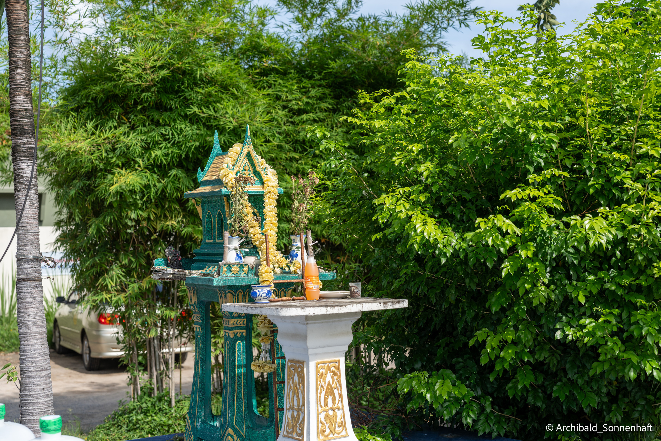 Thai Phuket to Phiphi. Photographer in Guangzhou, China. Archibald Sonnenhaft