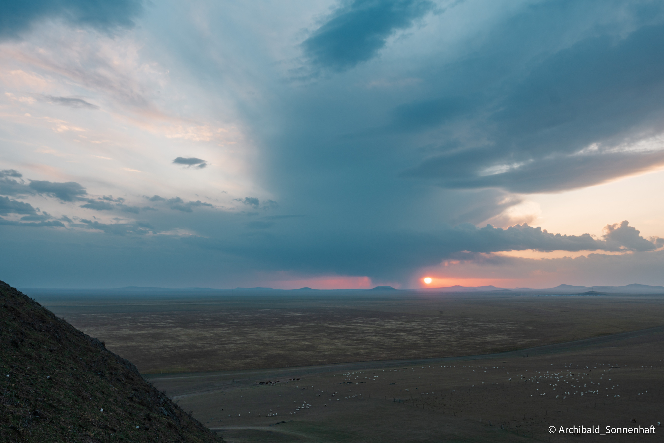 Inner Mongolia. Photographer in Guangzhou, China. Archibald Sonnenhaft