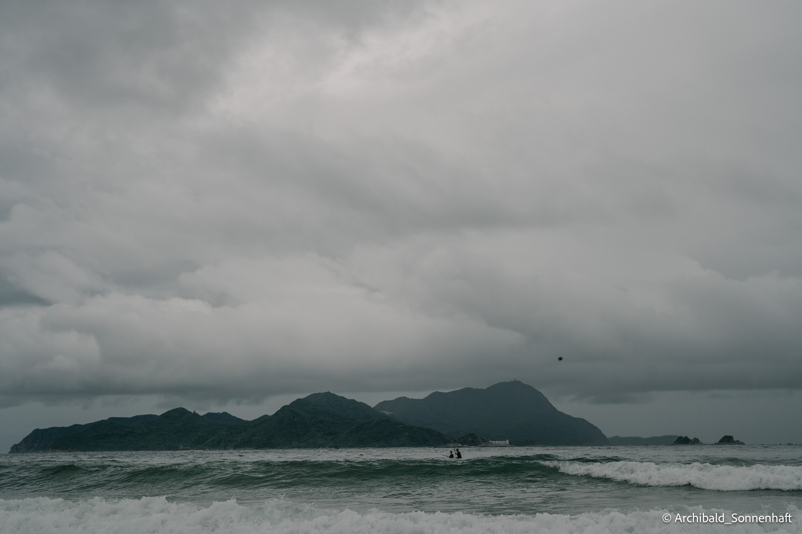 Dongchong. Photographer in Guangzhou, China. Archibald Sonnenhaft