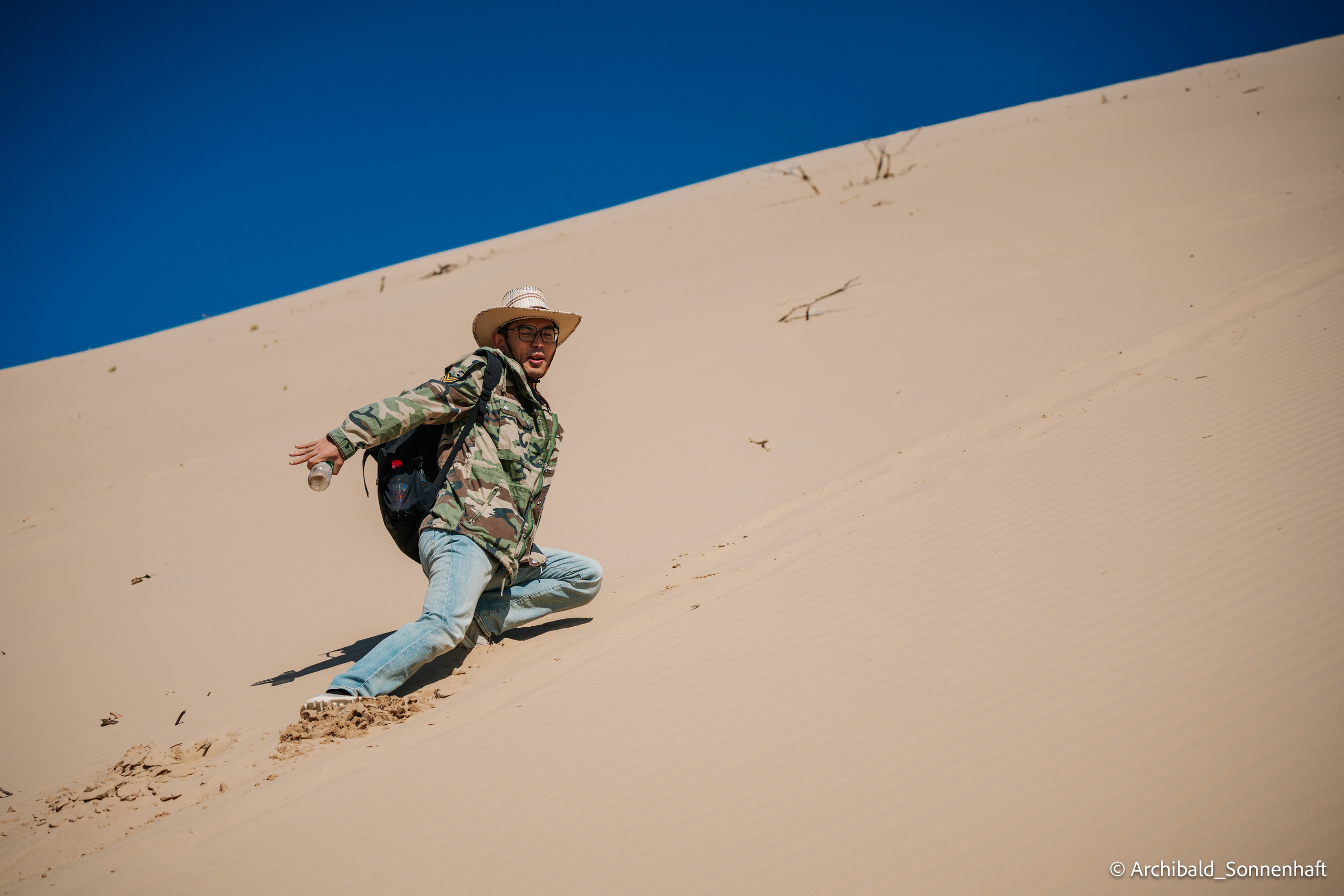 Inner Mongolia, Yulongsha. Photographer in Guangzhou, China. Archibald Sonnenhaft