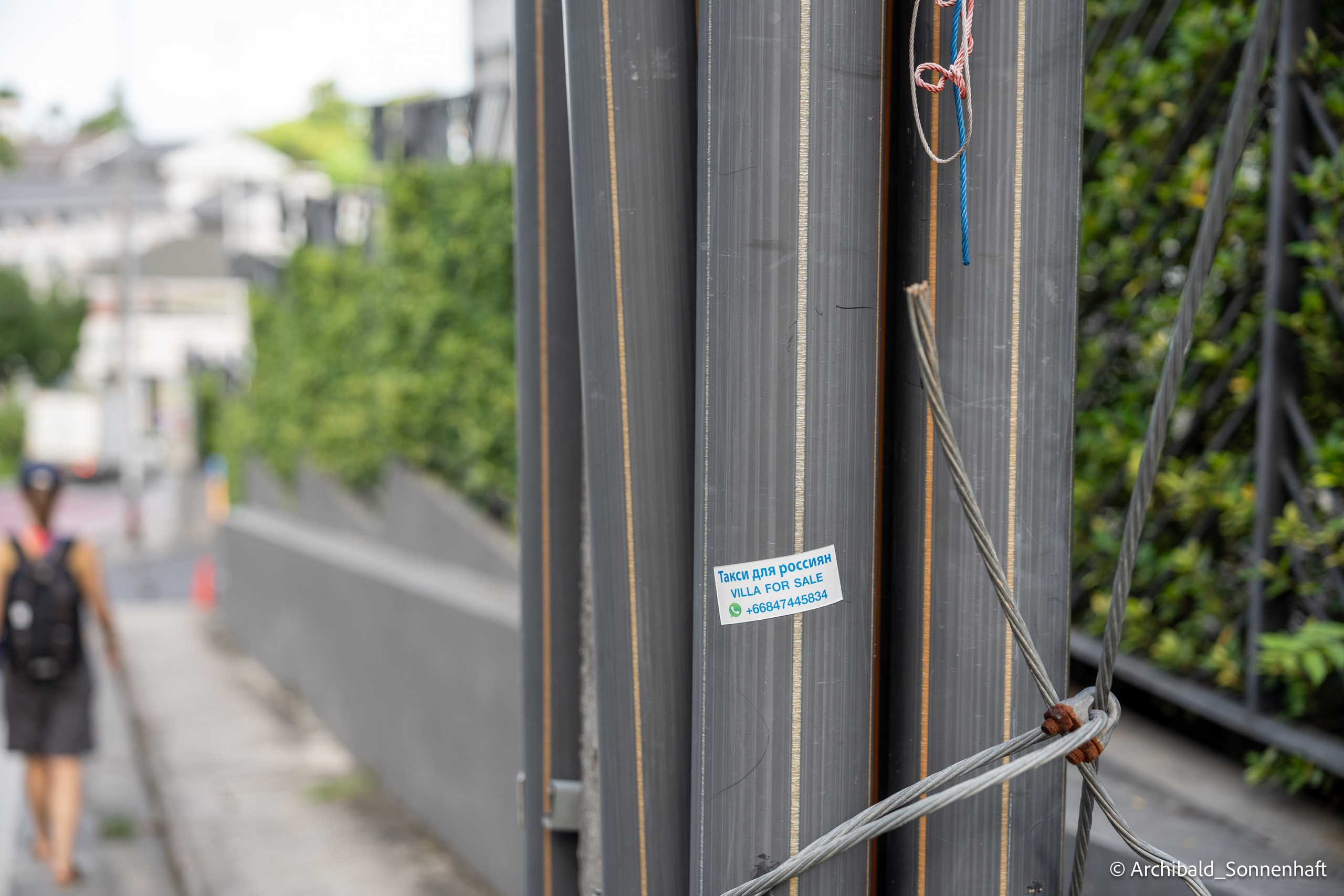 Thai Phuket to Phiphi. Photographer in Guangzhou, China. Archibald Sonnenhaft