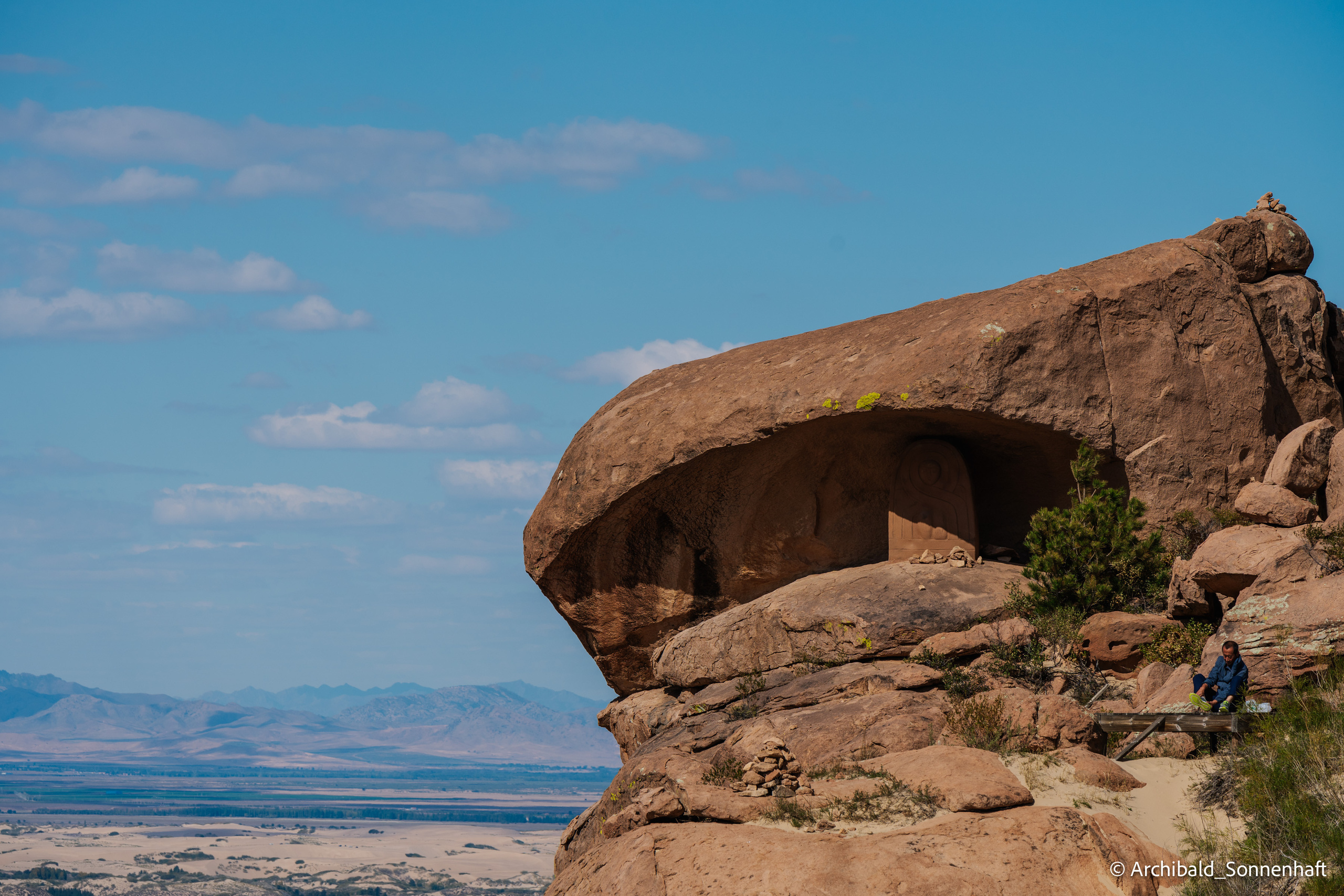 Inner Mongolia, Yulongsha. Photographer in Guangzhou, China. Archibald Sonnenhaft