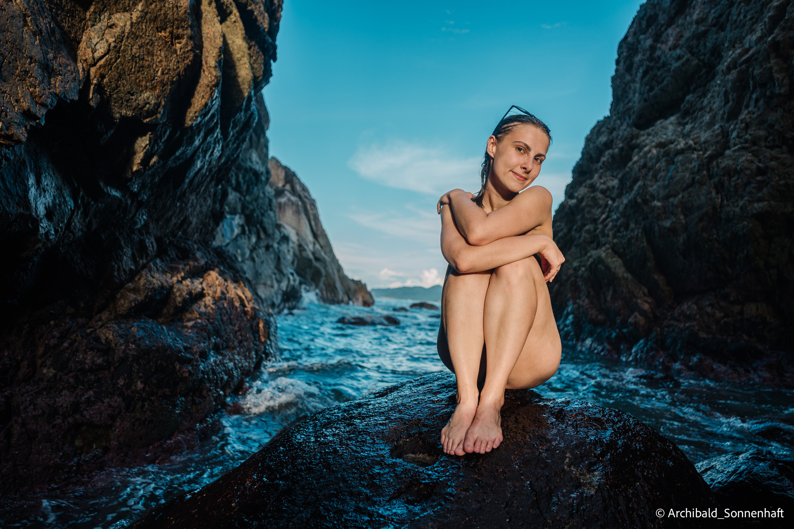 Dongchong. Photographer in Guangzhou, China. Archibald Sonnenhaft