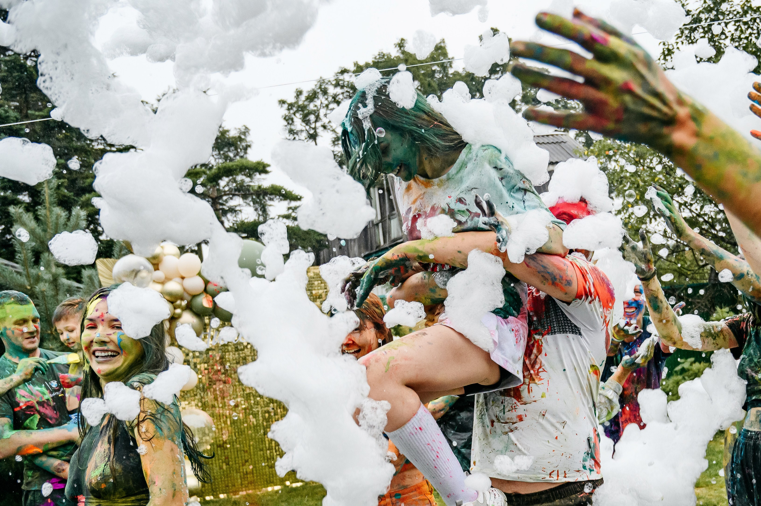 Ника. Пенная вечеринка с бассейном. Фотограф Владивосток. Игорь Кирсанов