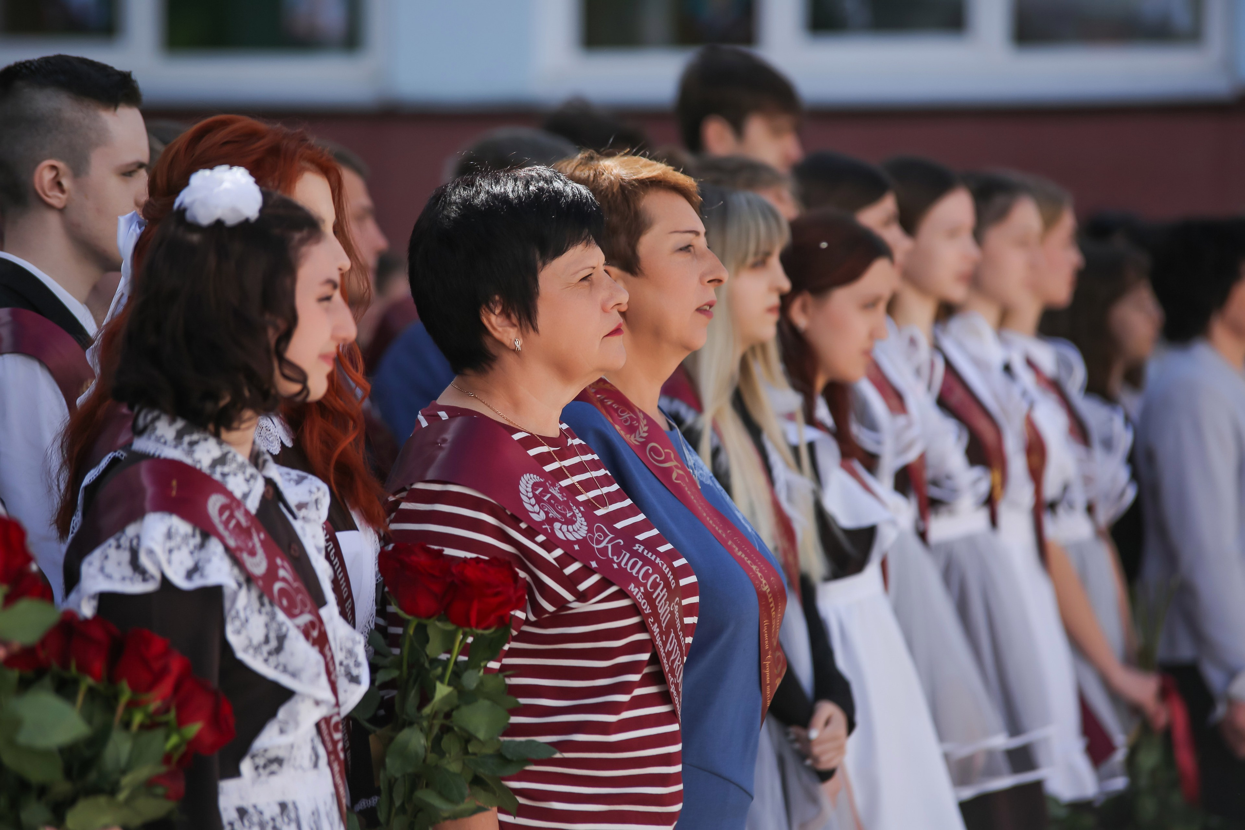 ЛИНЕЙКА «ПОСЛЕДНИЙ ЗВОНОК» 9 ШКОЛА 2024 г МЦЕНСК. ТВОЙ АЛЬБОМ / ТВОИ ПРАВИЛА
