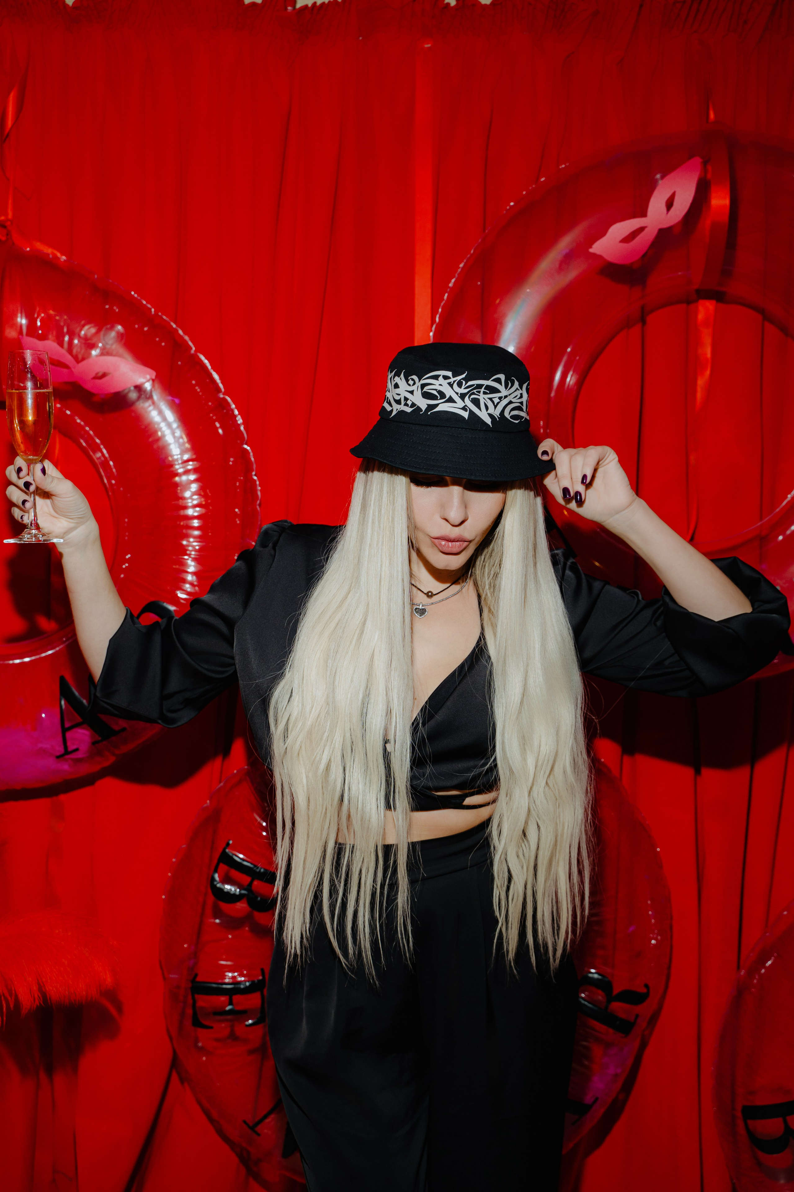 12 февраля (BENUAR Pool Party). BENUAR Restaurant