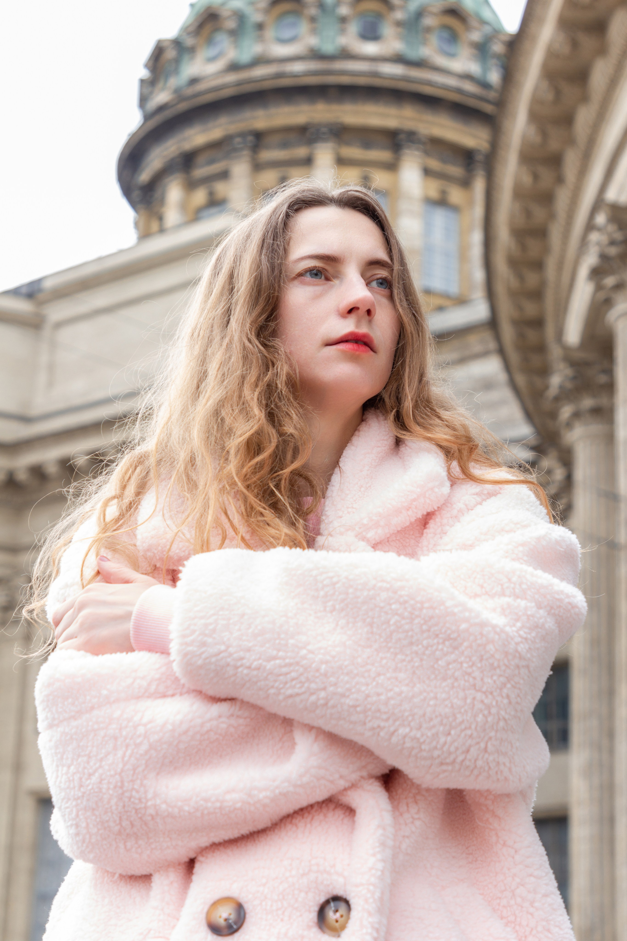 Фотопрогулка по центру Питера с подружками. Портретный и семейный фотограф в Санкт-Петербурге Ульяна Жукова