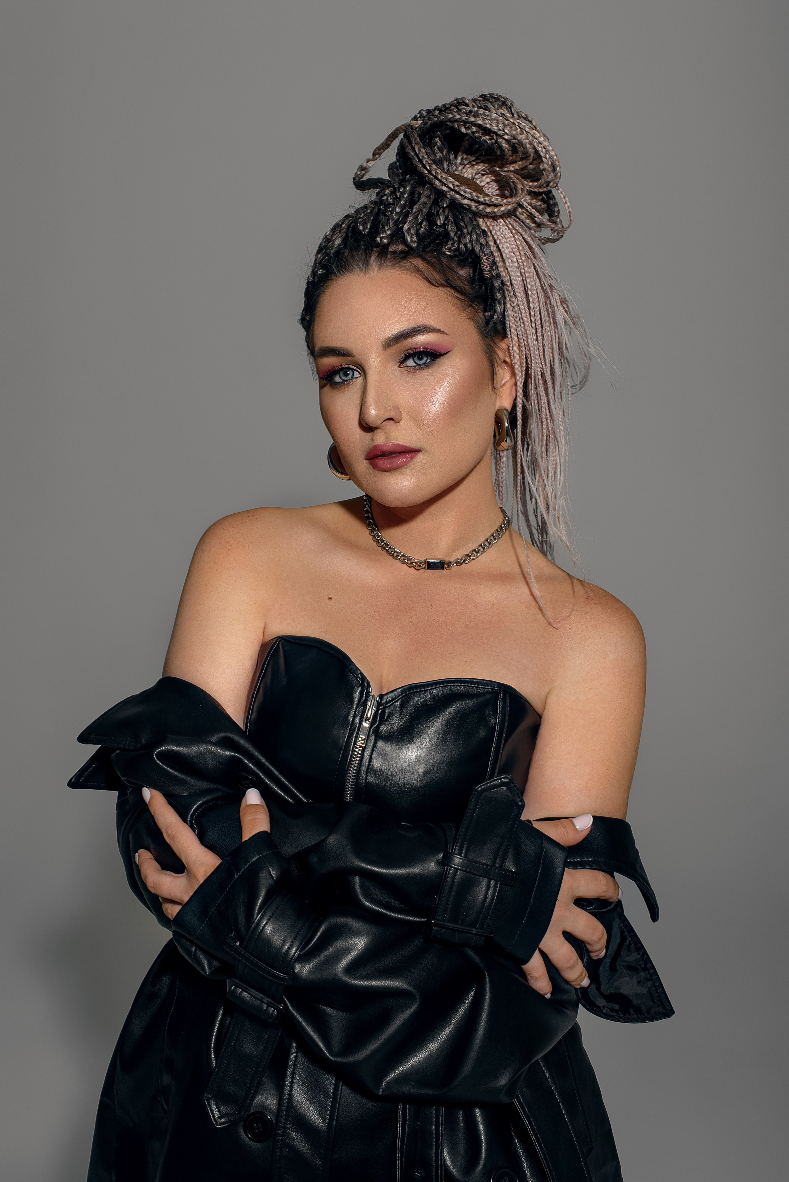 Женский портрет. Фотограф беременности и новорожденных в Рязани