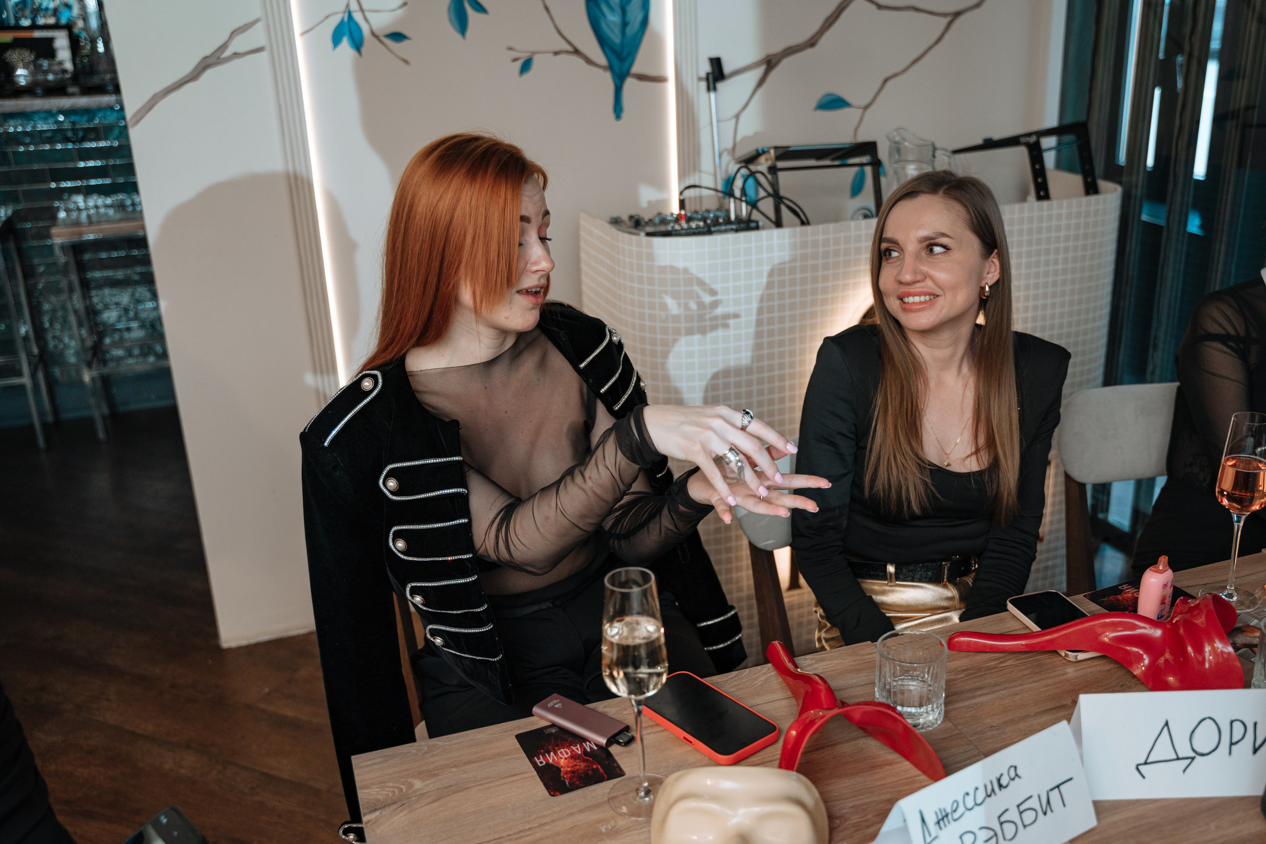 Мафия. Бар FINCH. ЖЕНСКИЙ КЛУБ LAXMI. Портретный фотограф в Санкт-Петербурге Дмитриева Наталия