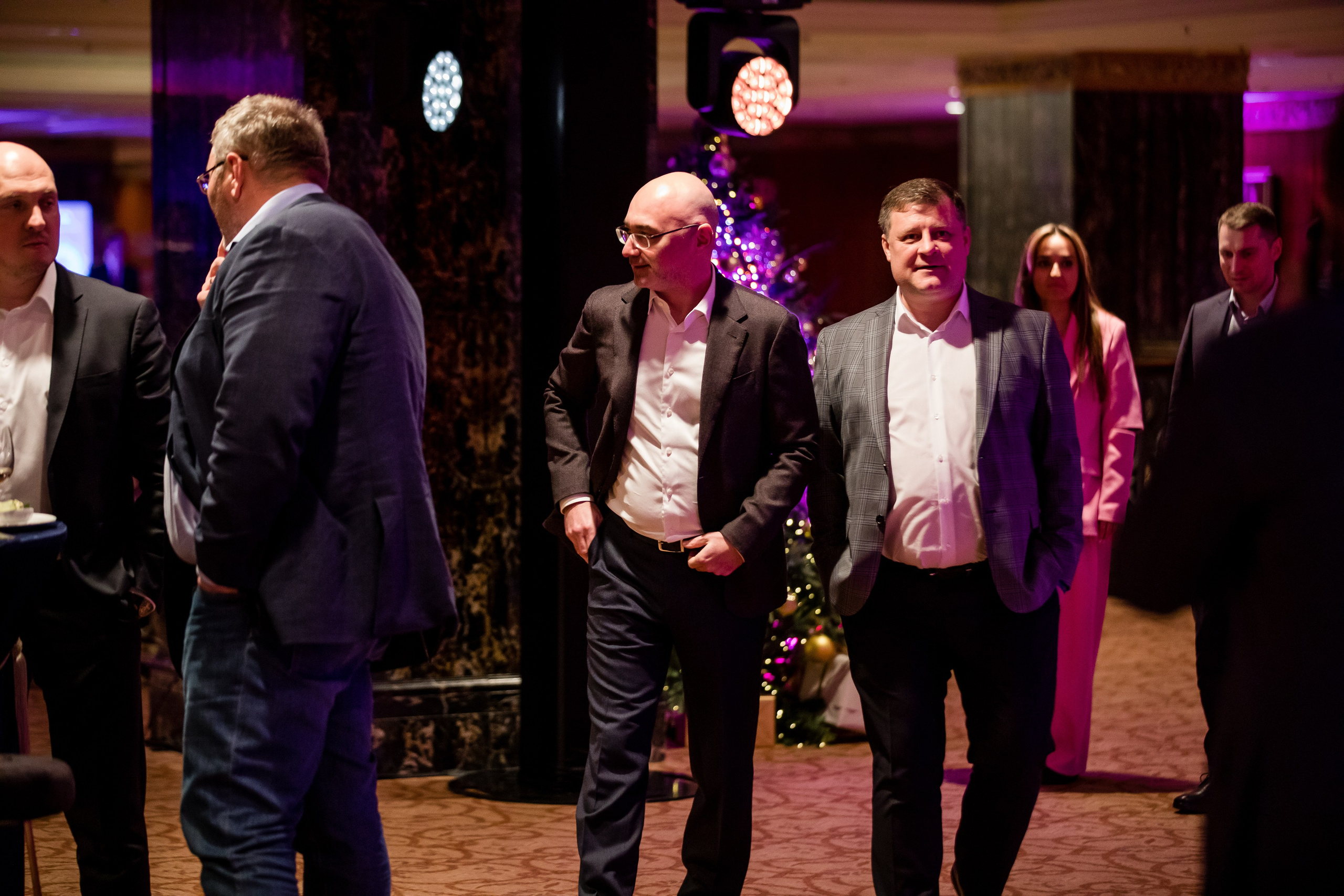 ПСБ. Репортажной и Свадебный фотограф Слава Цесарь