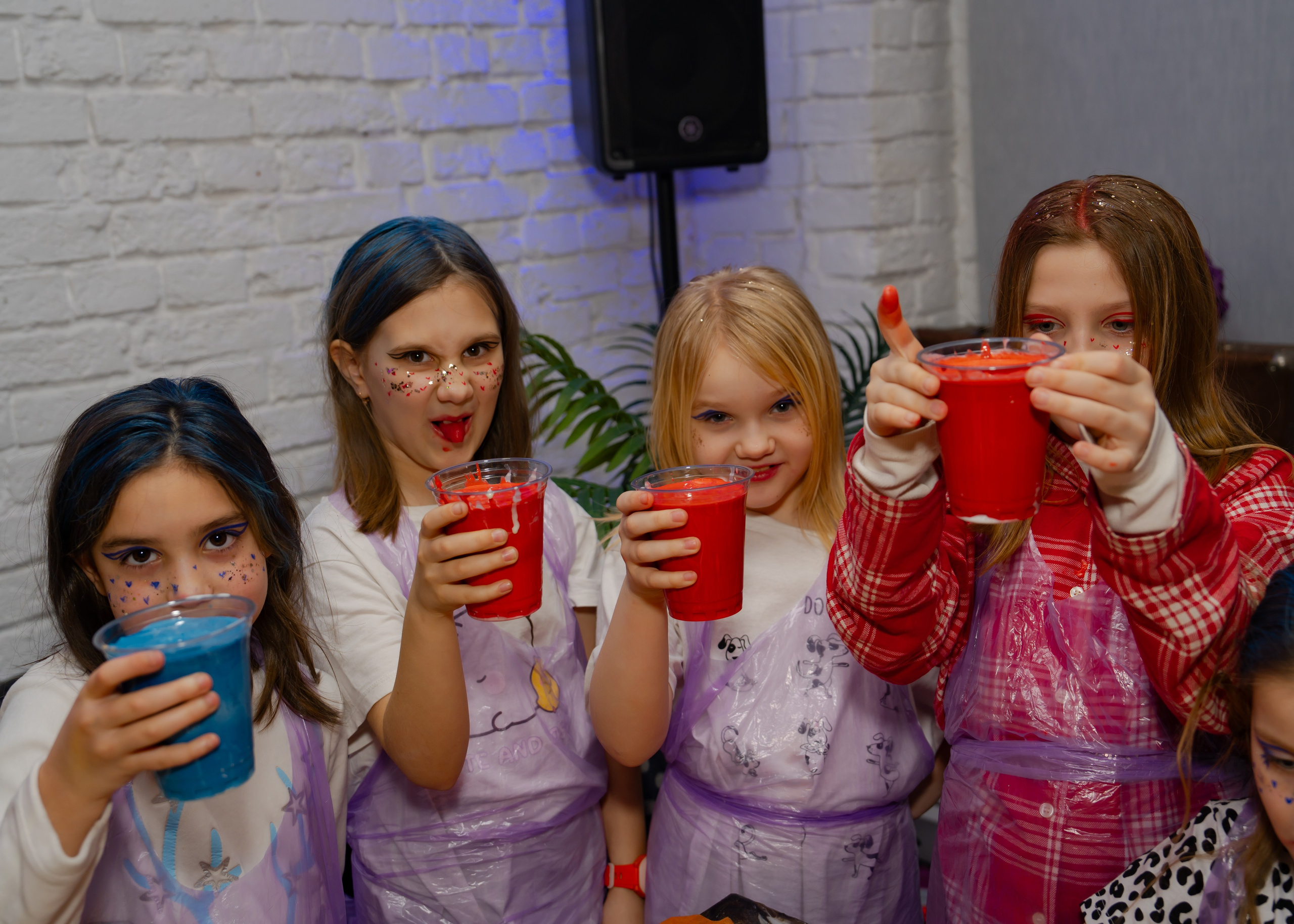 Битва подушками. Крамер Юлиана детский и семейный фотограф