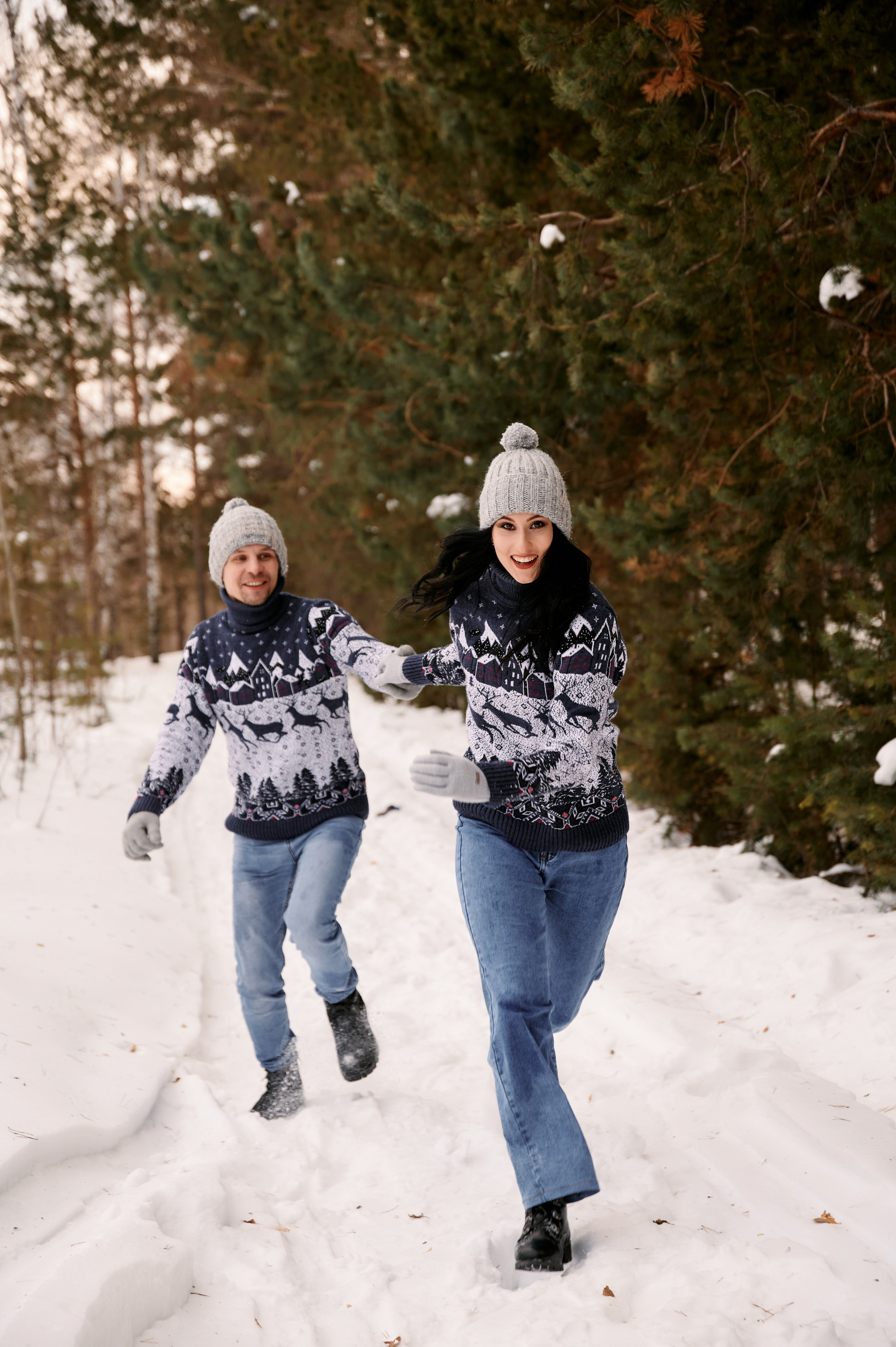 Семейный фотограф в Екатеринбурге – теплые и живые кадры. Фотосессия для семьи в Екатеринбурге. Лавстори фотограф екатеринбург. Фотограф Сергей Якубицкий Екатеринбург
