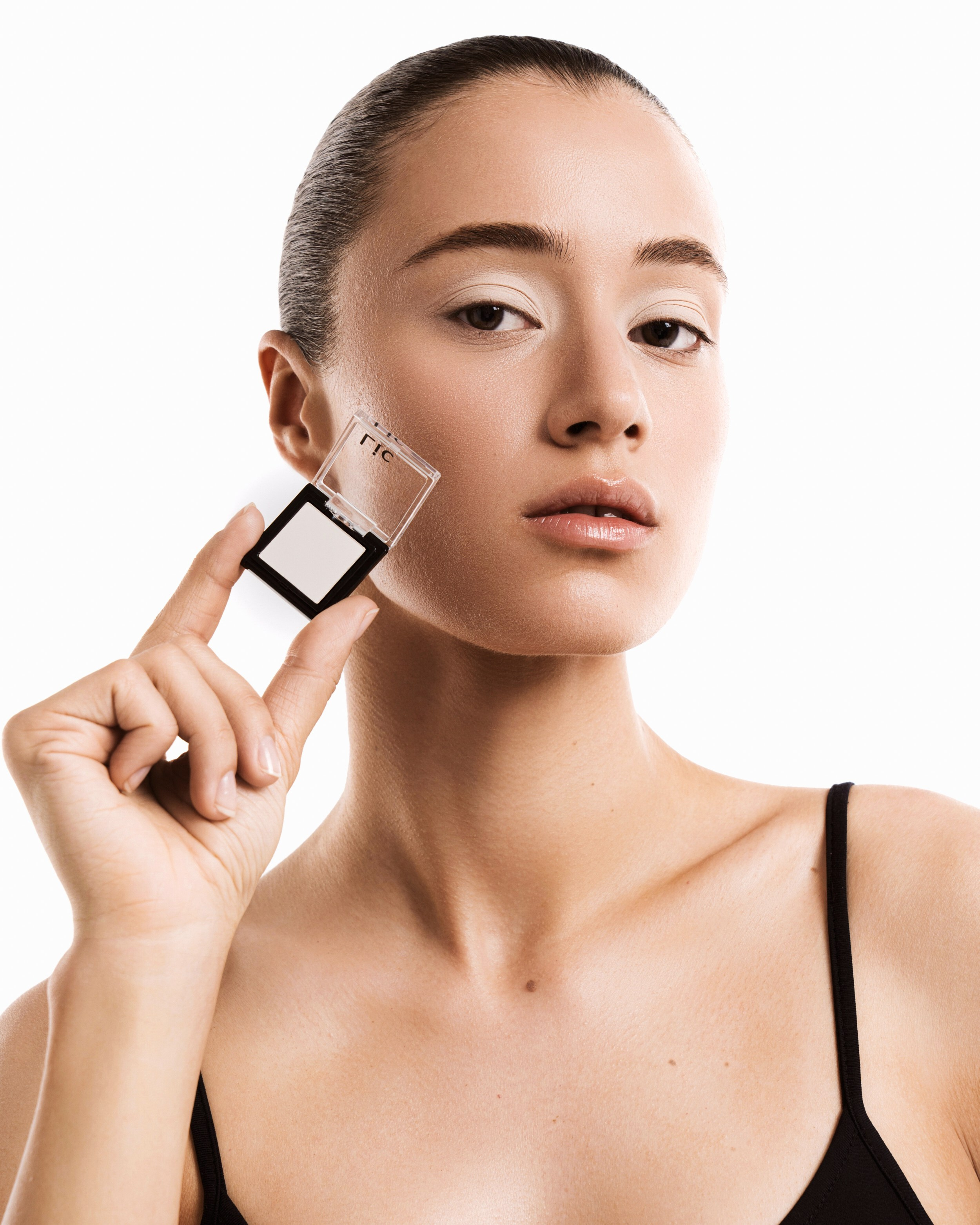 Lic Eye shadow. Fashion фотограф и Арт директор. Санкт-Петербург и Москва